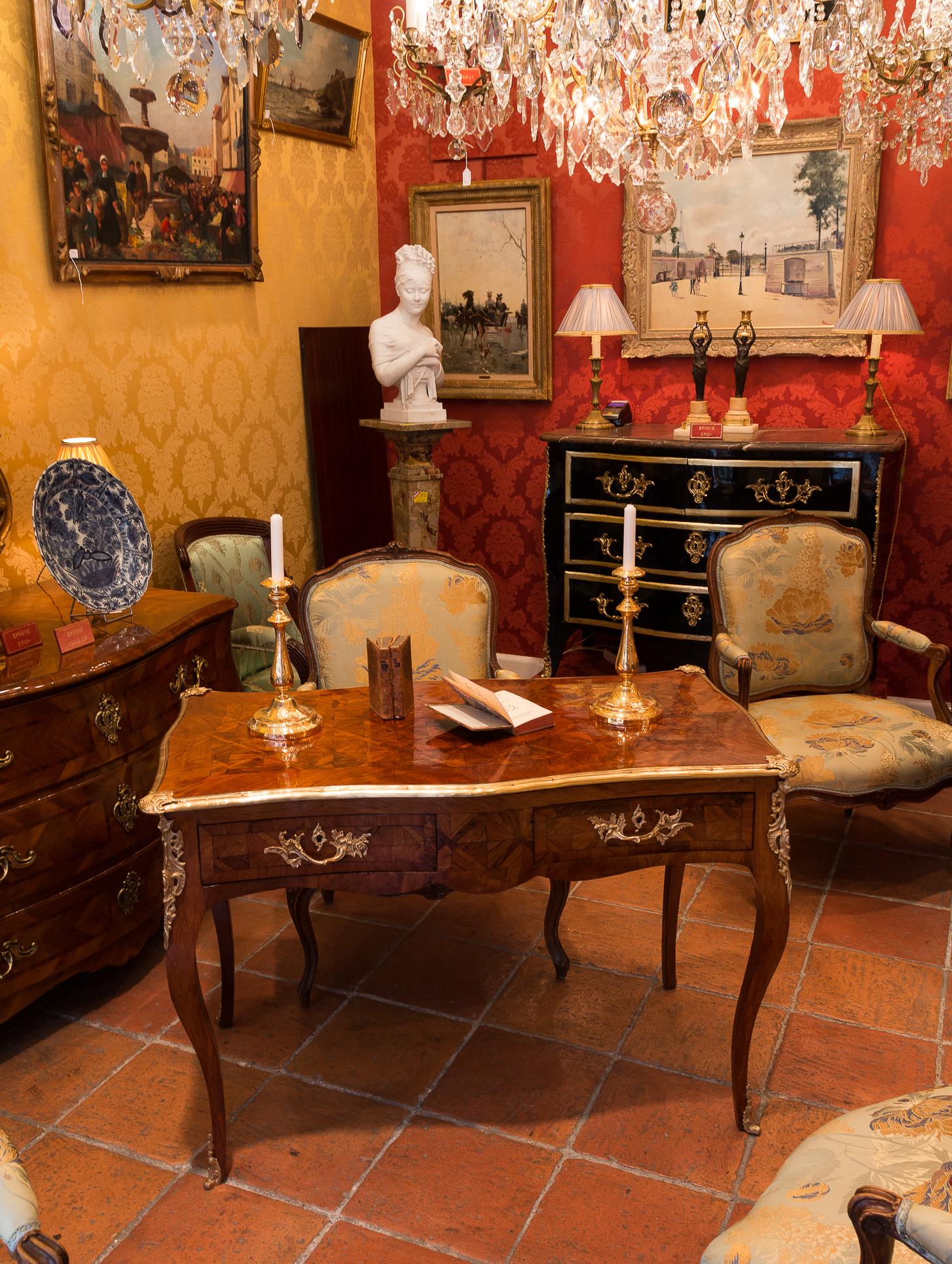 Small French Louis XV Style Marquetry Bureau Plat, circa 1820-1840 8