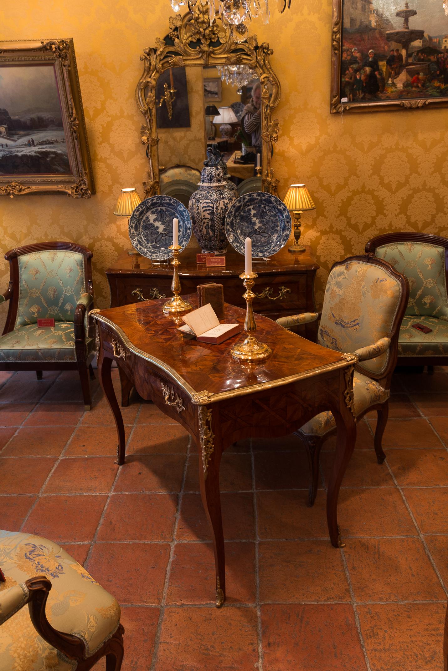 Small French Louis XV Style Marquetry Bureau Plat, circa 1820-1840 14