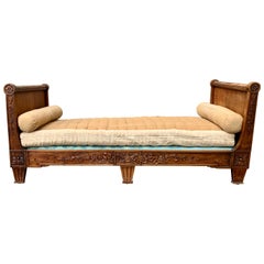 Antique Small French Louis XVI Daybed Settee In Carved Mahogany