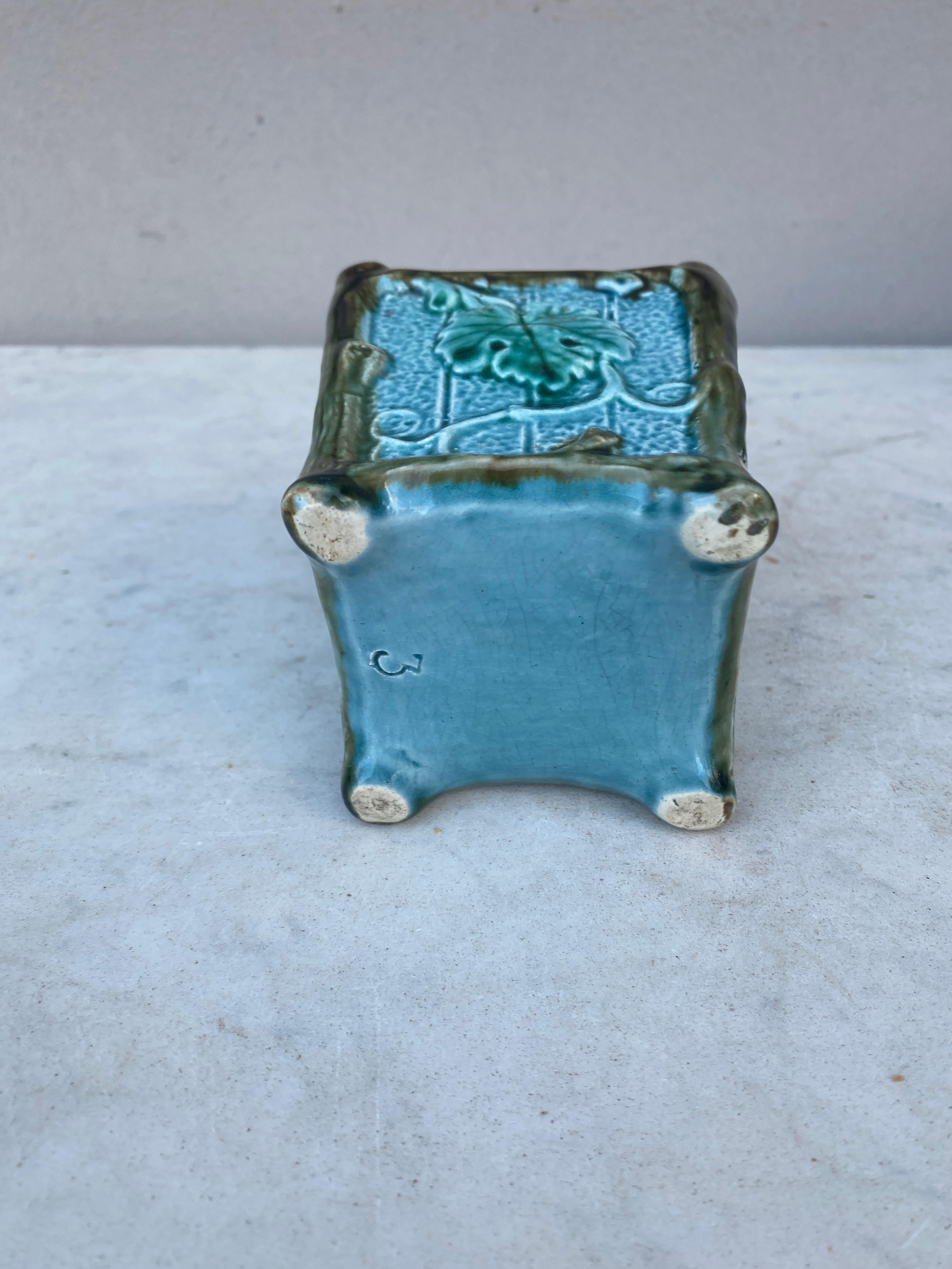 Ceramic Small French Majolica Cache Pot Onnaing, circa 1890 For Sale