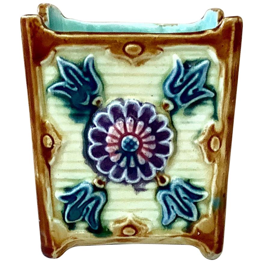 Small French Majolica Jardinière Onnaing, circa 1890 For Sale