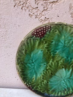Small French Majolica Leaves Plate Salins circa 1900