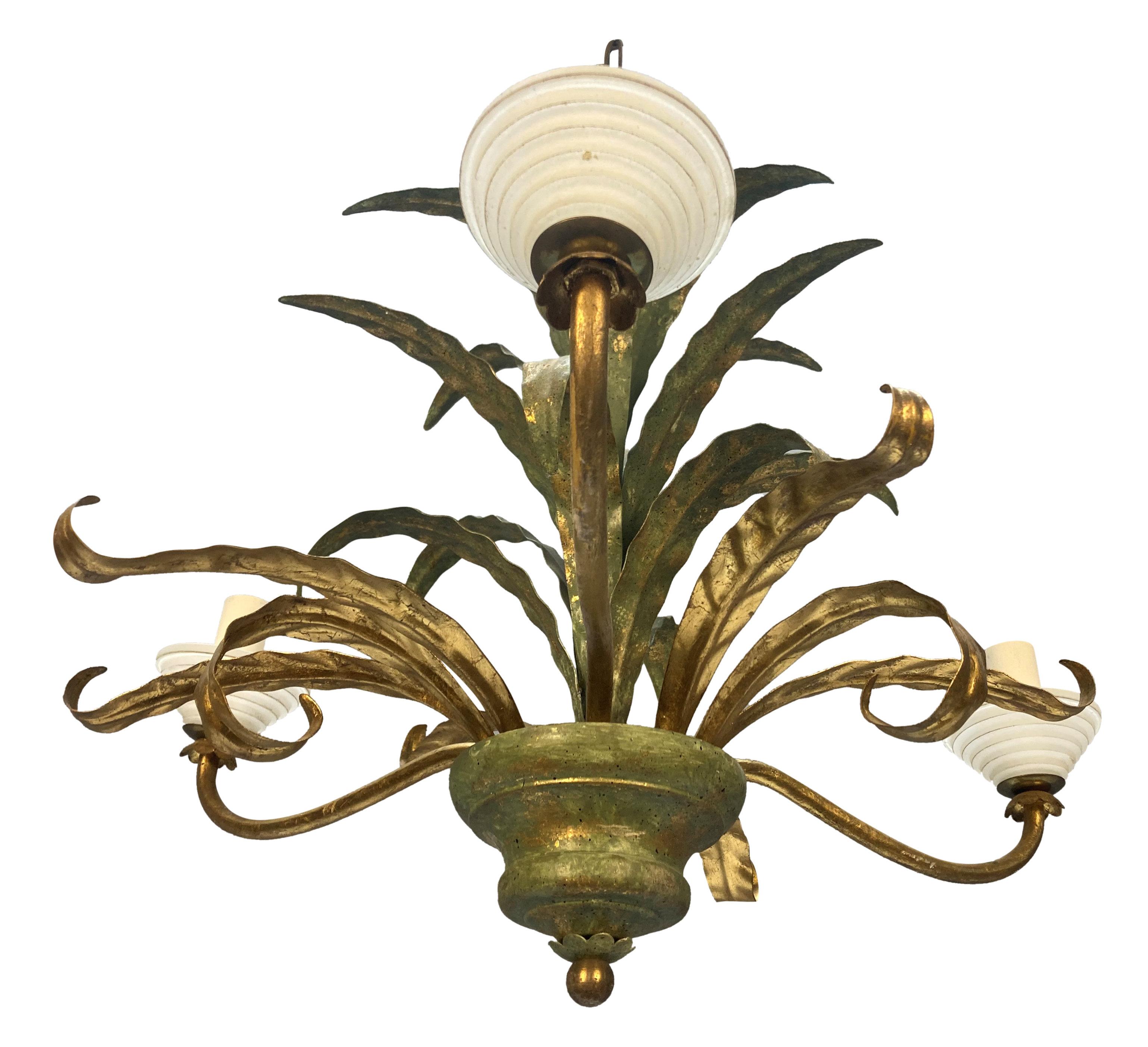 Mid-Century moderno Piccolo lampadario a forma di palma francese in vendita