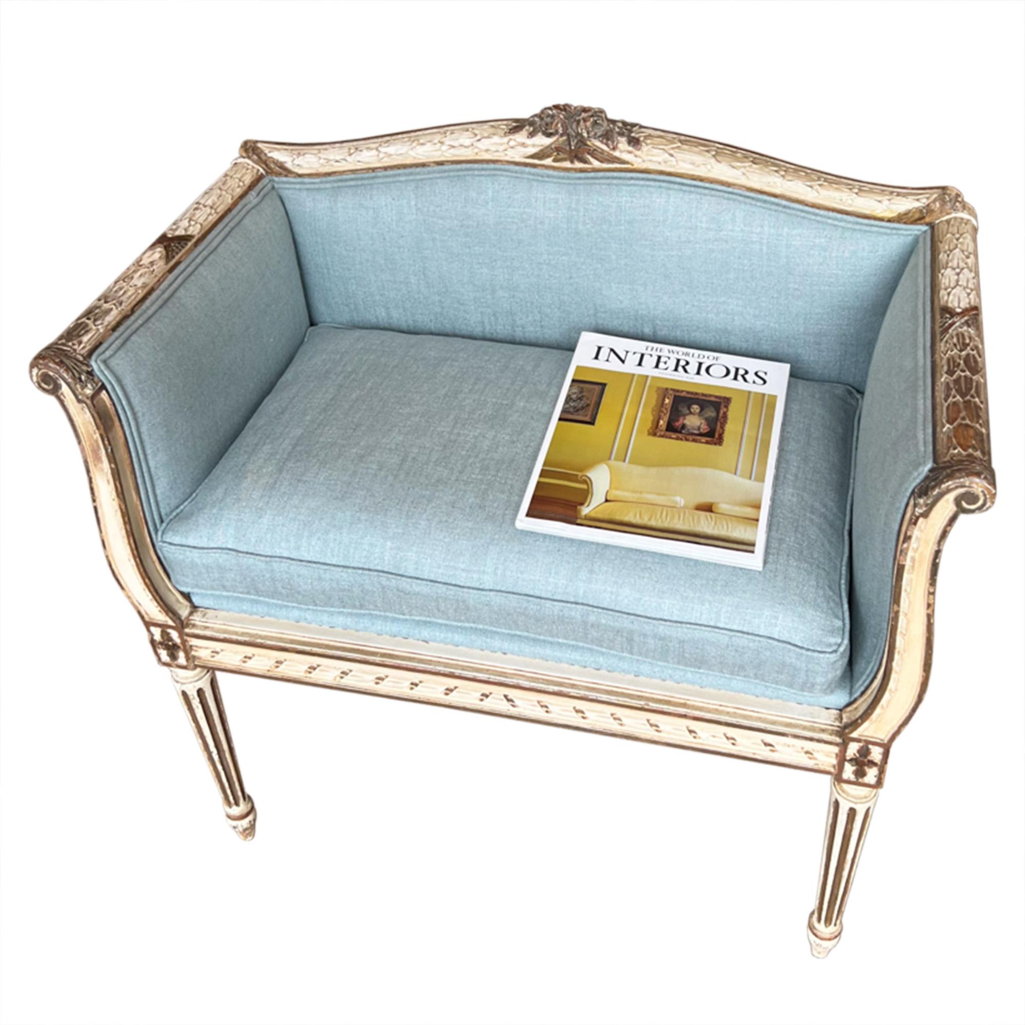 Belle Époque Small French Reupholstered Windowseat, Early 1900s