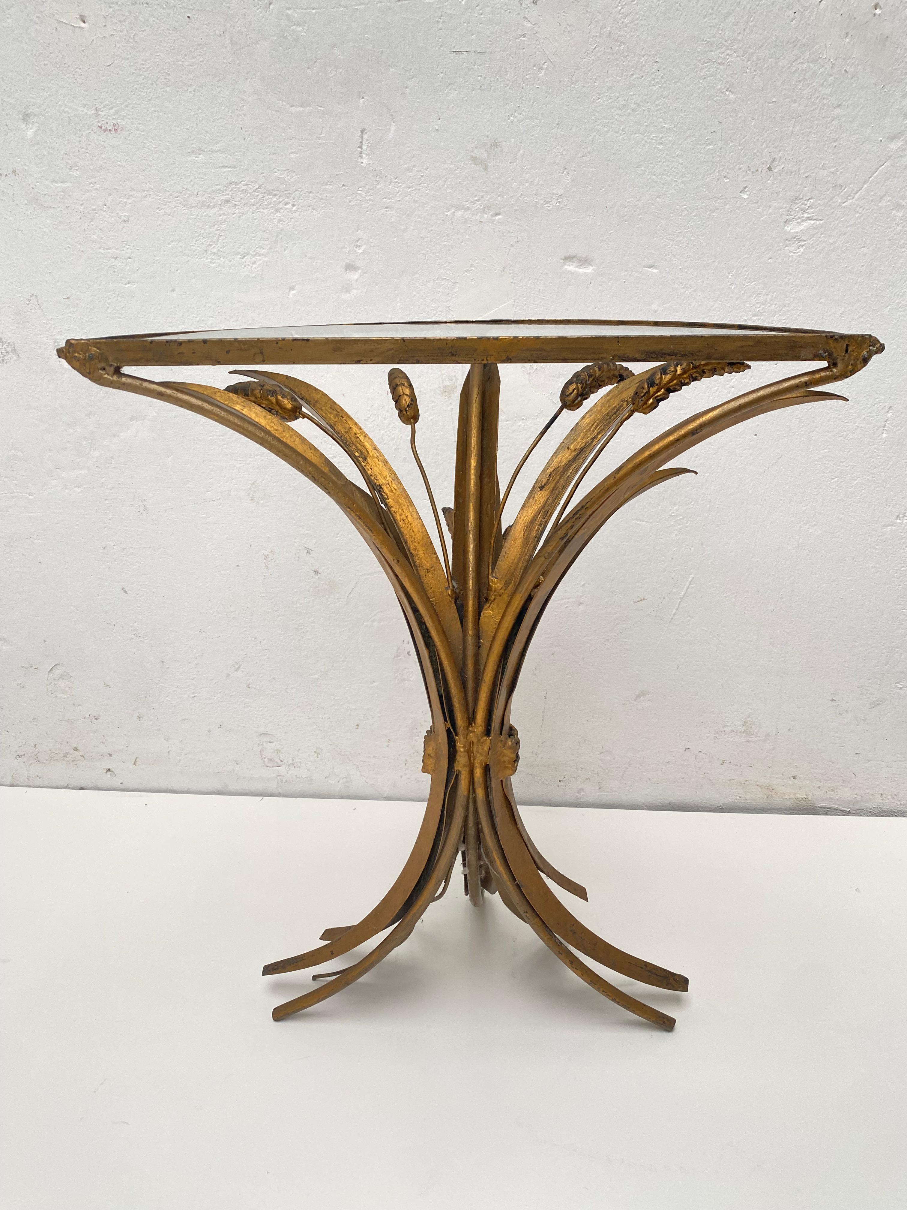 Petite table d'appoint/console « Feuille de blé » française en métal doré en vente 6