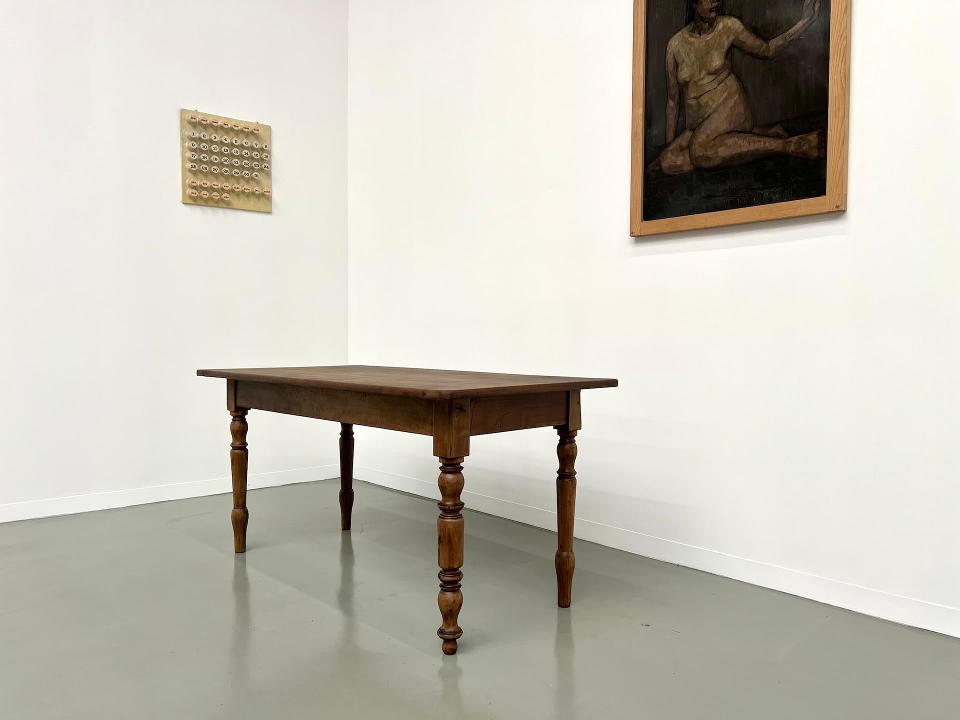 Small french solid cherry farm table/desk, from 1900's For Sale 3