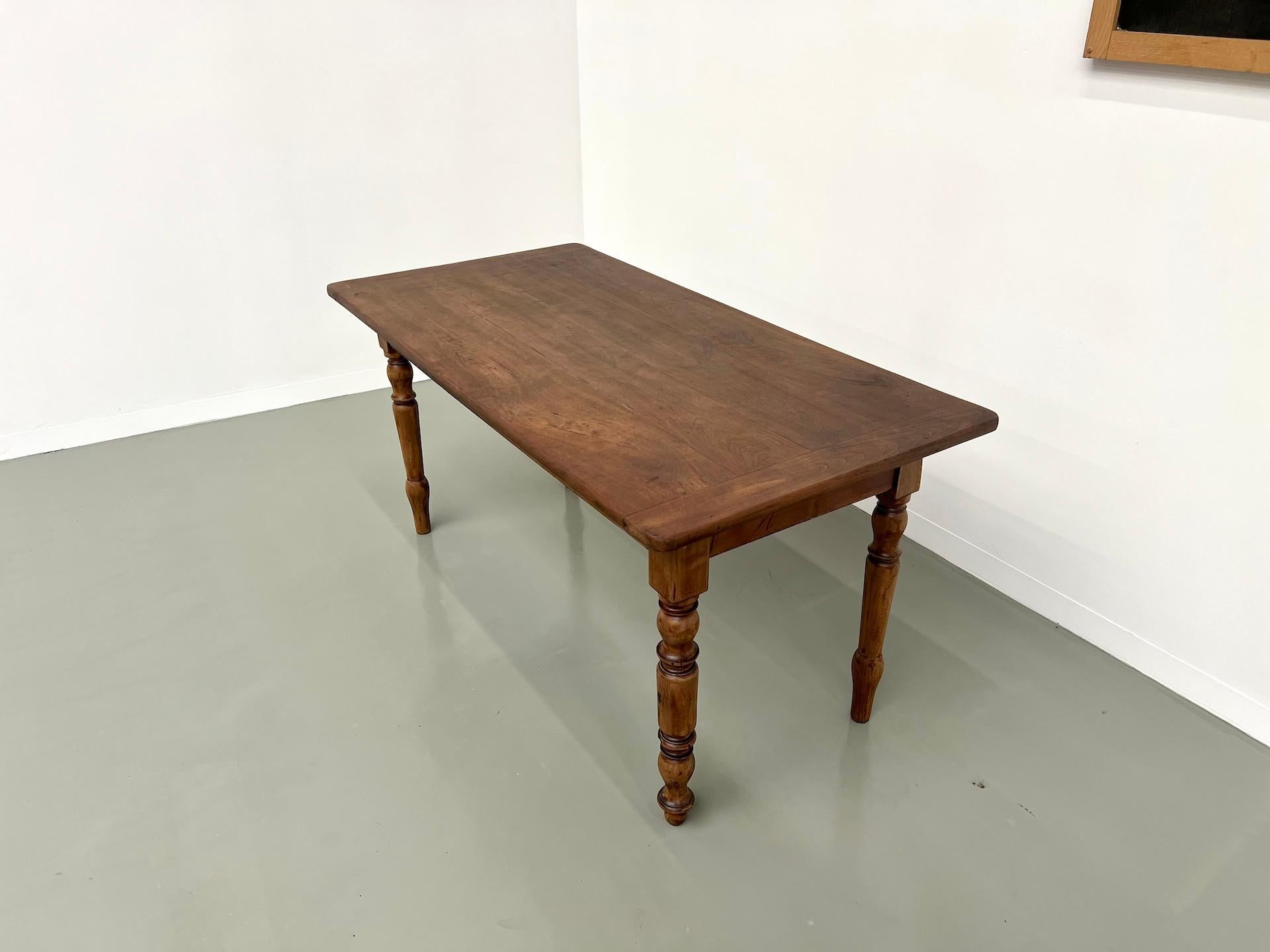 Small french solid cherry farm table/desk, from 1900's For Sale 2