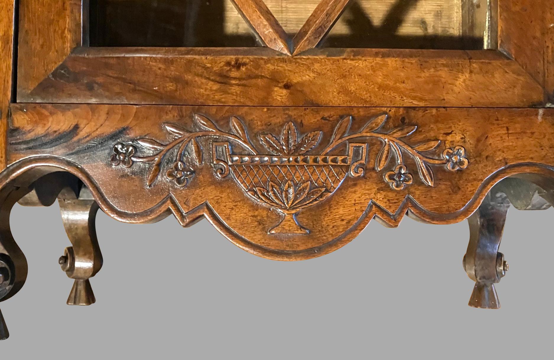 18th Century Small French Walnut Display Cabinet with Glass Door and Interior Shelves For Sale