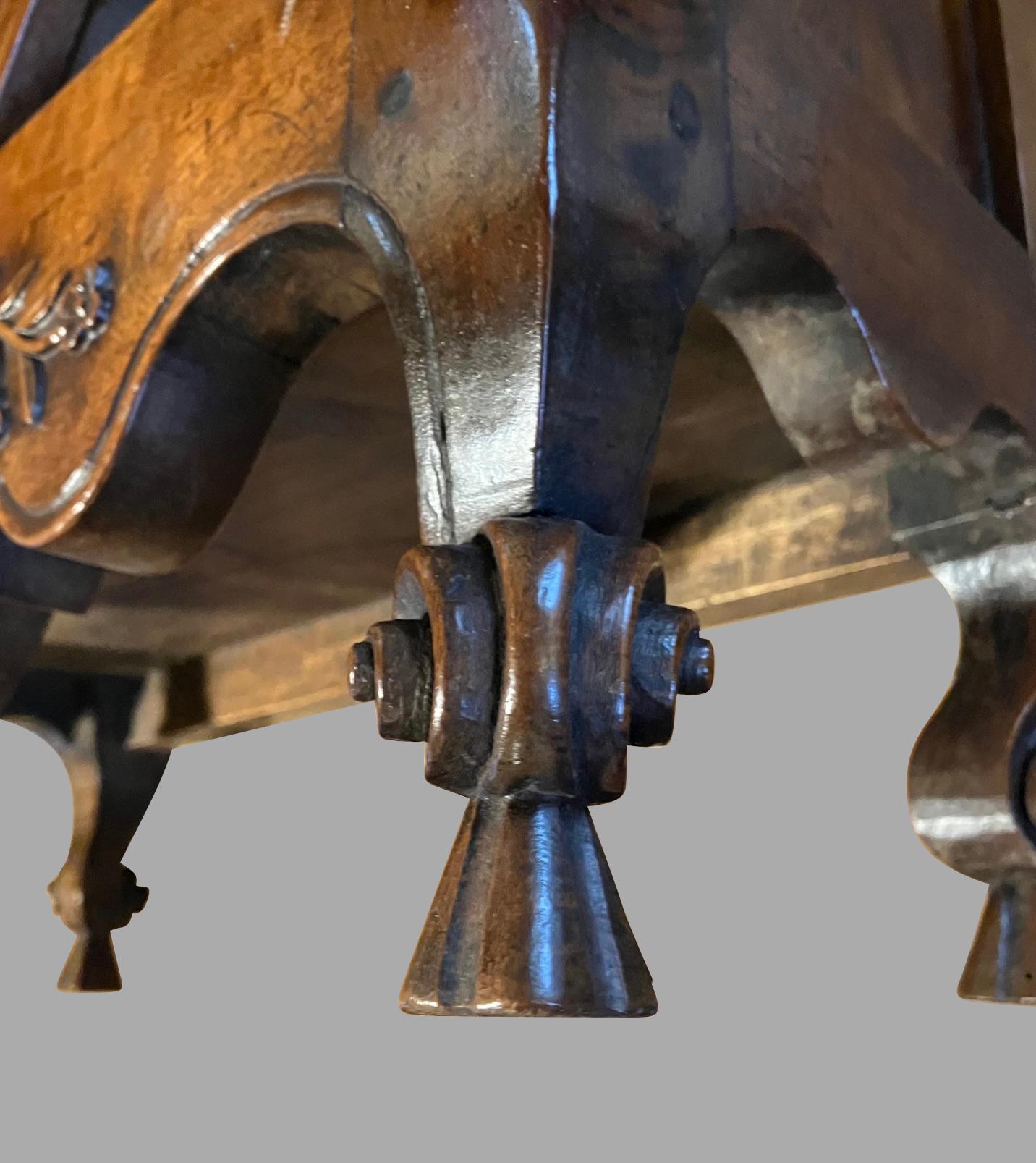 Small French Walnut Display Cabinet with Glass Door and Interior Shelves For Sale 2