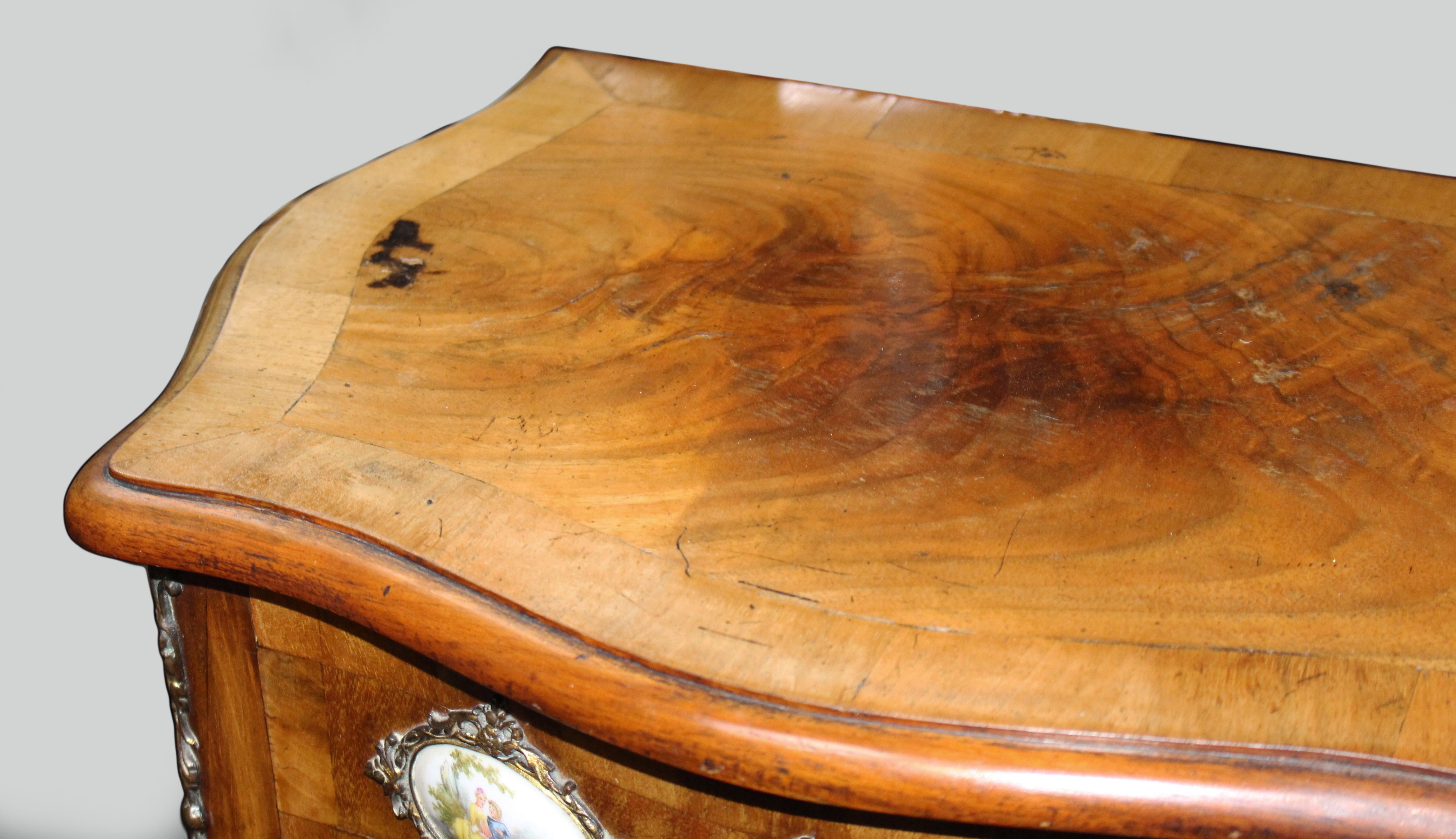 Small French Walnut Serpentine Commode with Sevres Plaques, circa 1880 For Sale 2