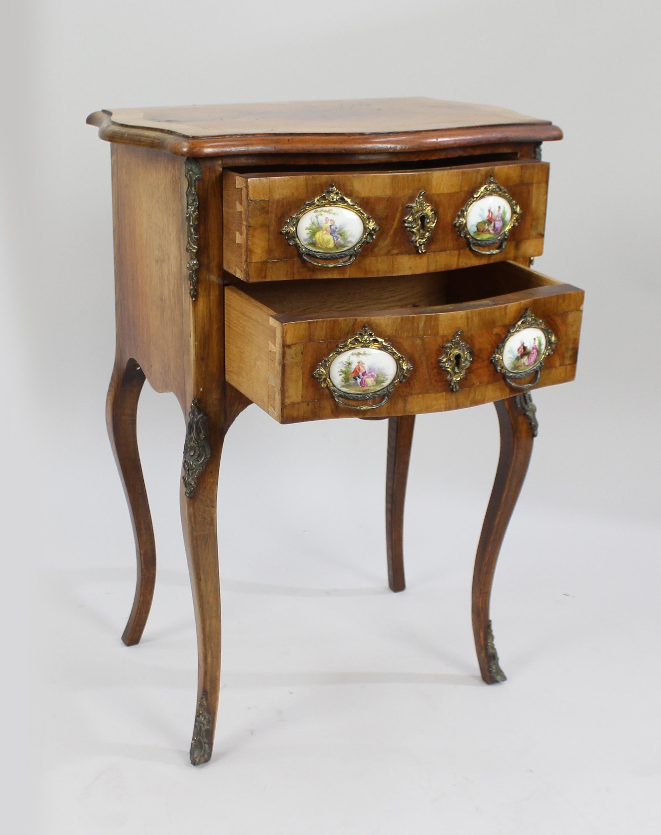 Small French Walnut Serpentine Commode with Sevres Plaques, circa 1880 For Sale 5