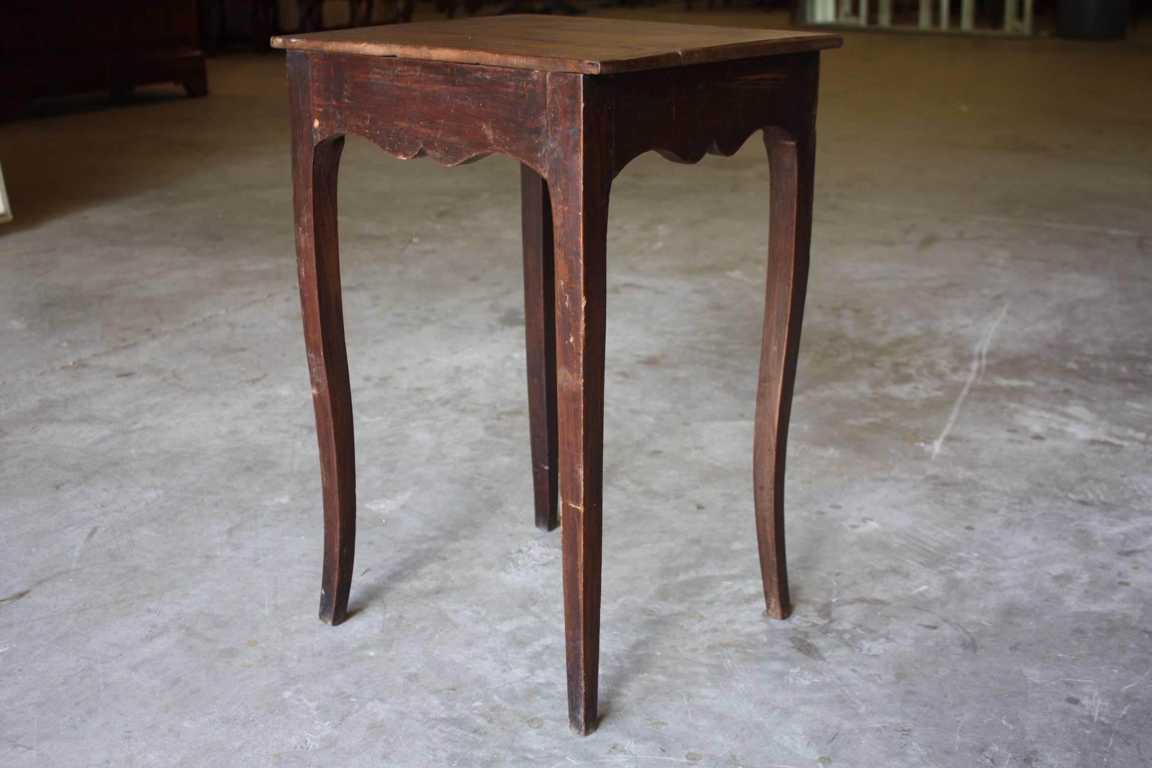 Small French Walnut Side Table with Drawer 2