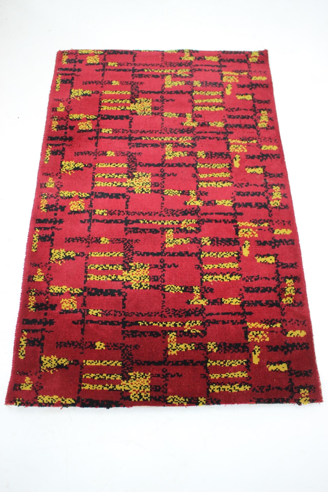 Mid-Century Modern Small Geometric Abstract Wool Bouclé Carpet/Rug-1950s / Czechoslovakia For Sale