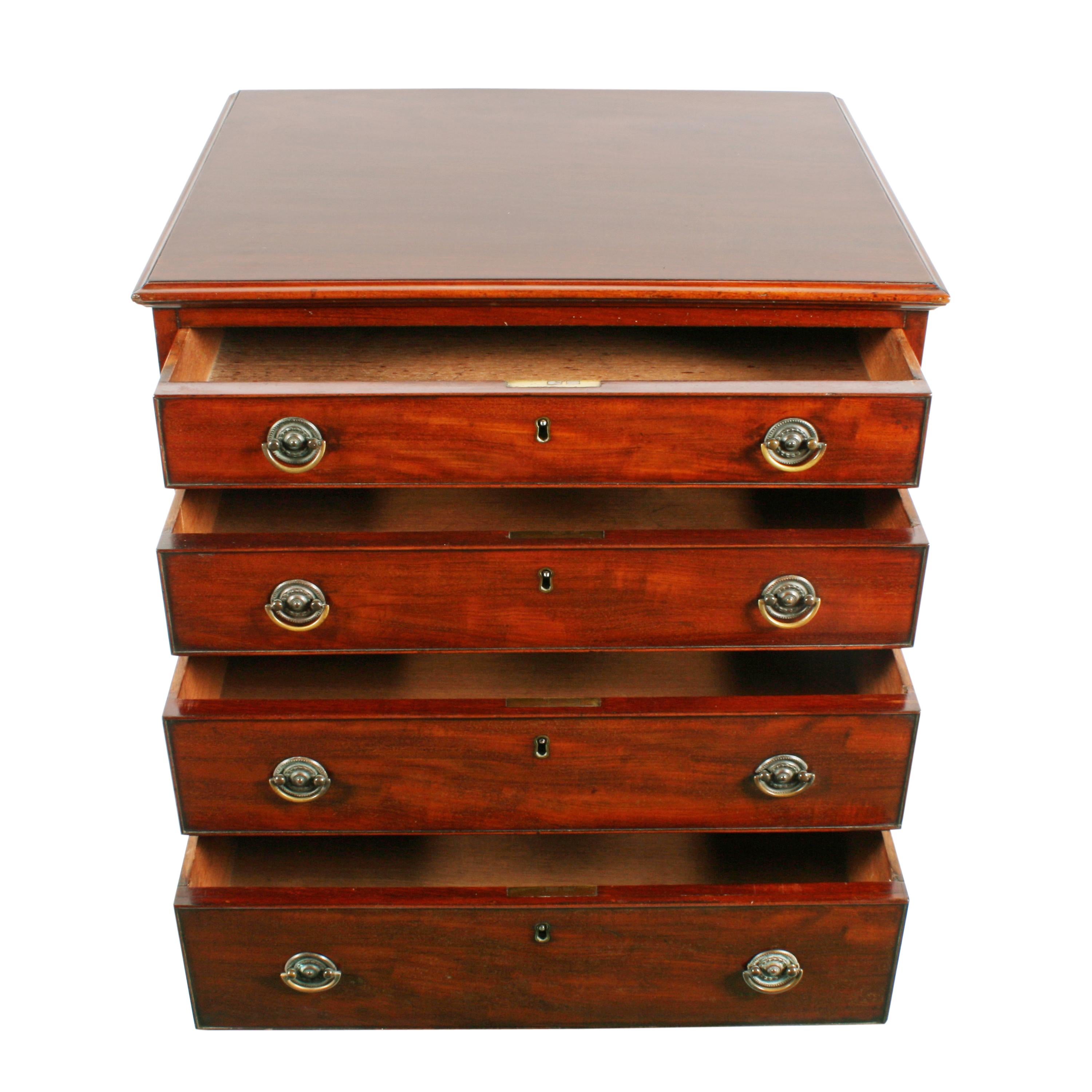 British Small Georgian Chest of Drawers For Sale