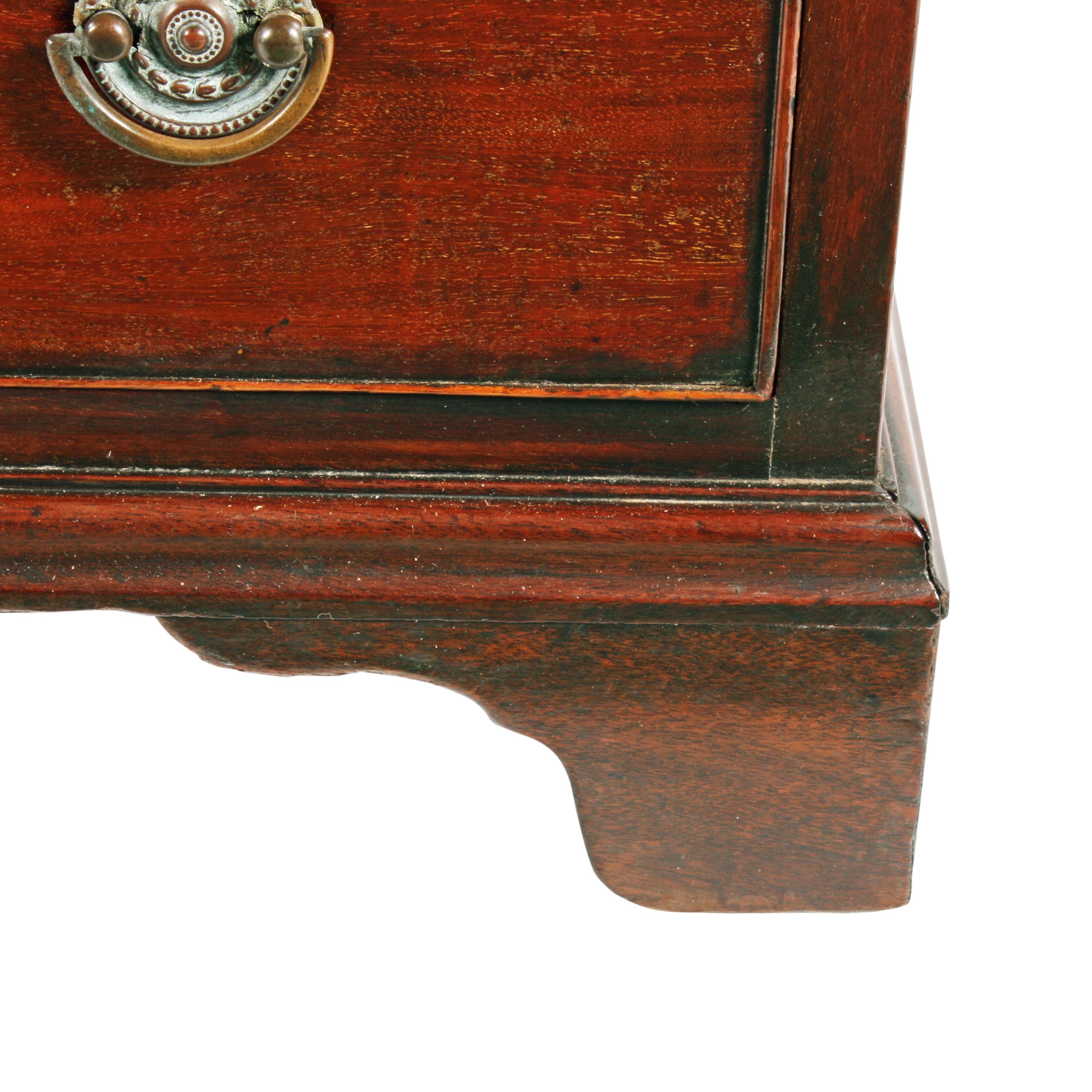 Mahogany Small Georgian Chest of Drawers For Sale