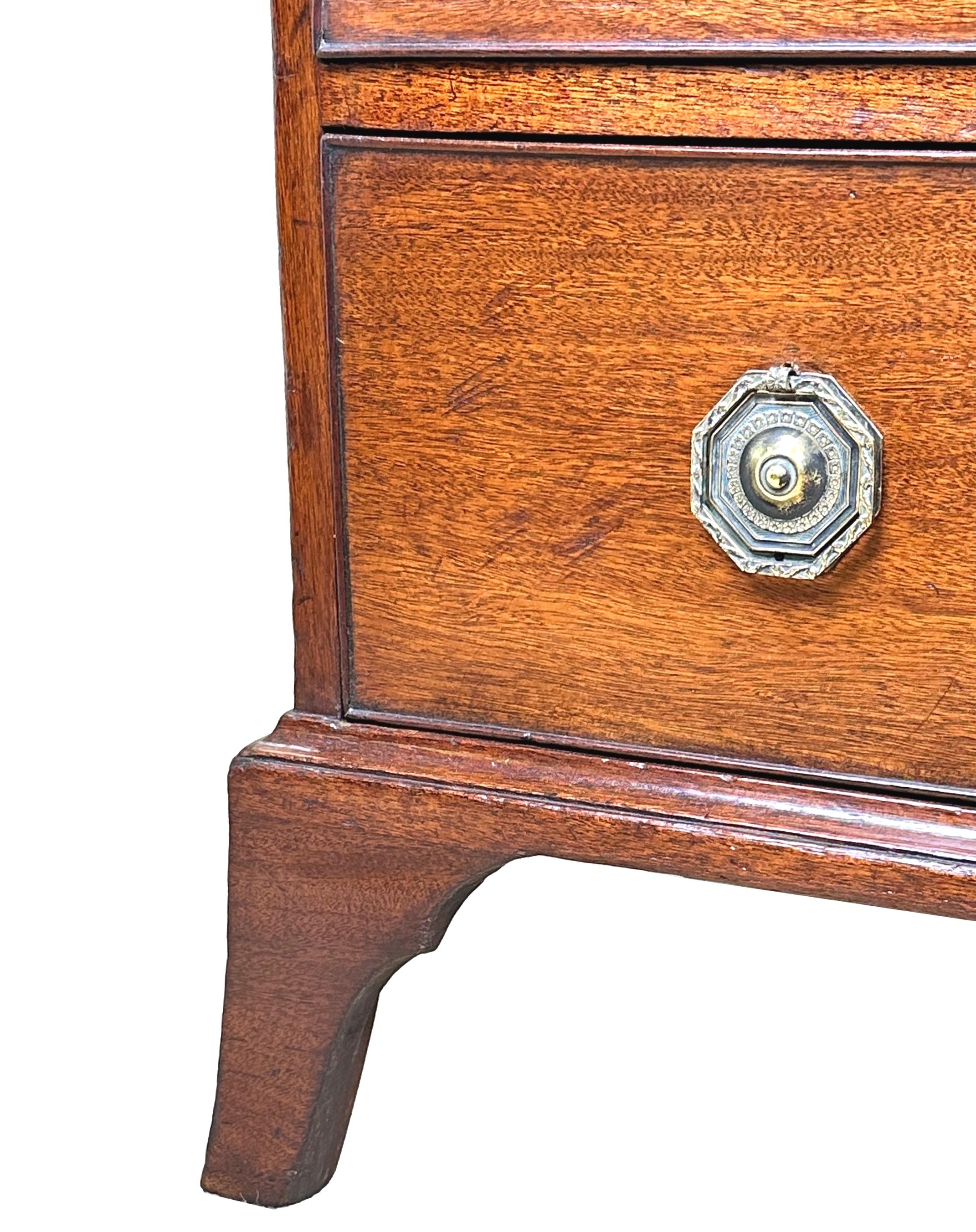 A Very Good Quality Late 18th Century, George III Period Mahogany Chest, Of Rare Small Proportions, Having Well Figured Rectangular Top Over Four Long Drawers, With Replacement Brass Plate Handles, Raised On Elegant Original Splay Bracket