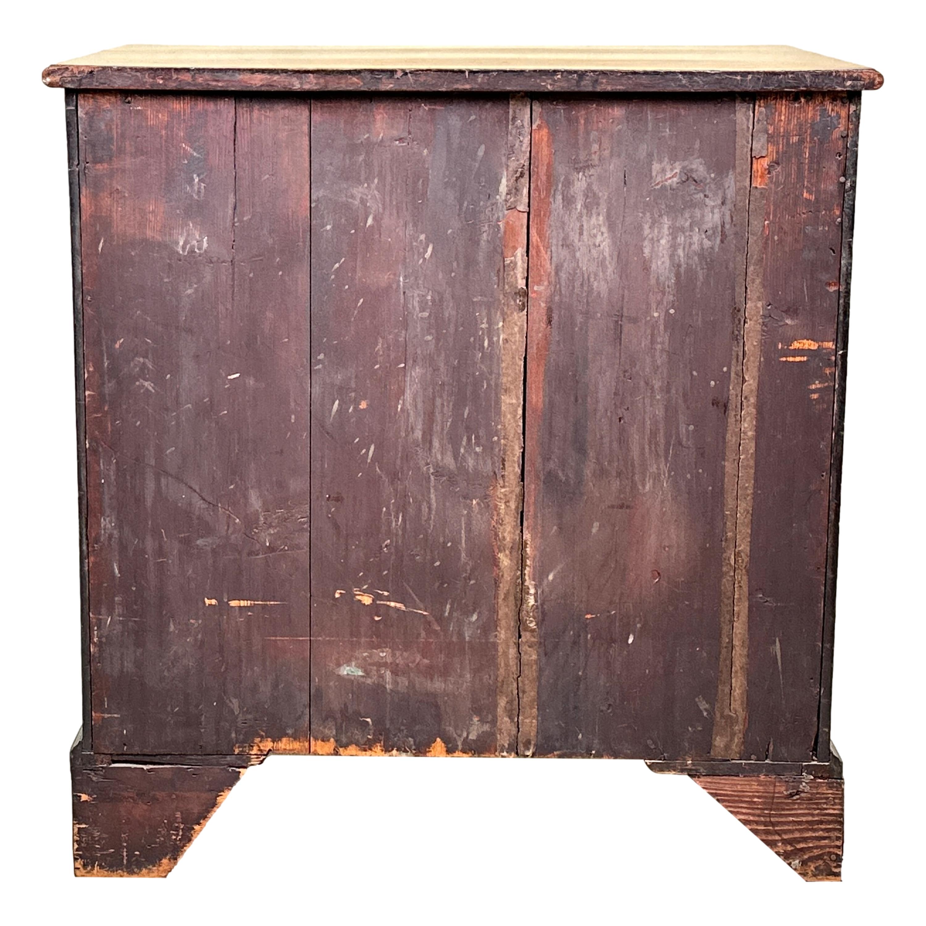 Small Georgian Mahogany Chest With Slide For Sale 5
