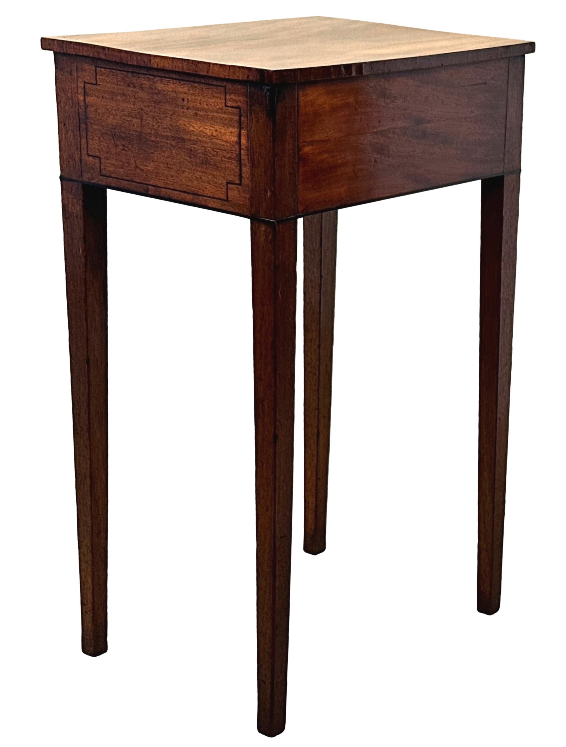 English Small Georgian Mahogany Lamp Table