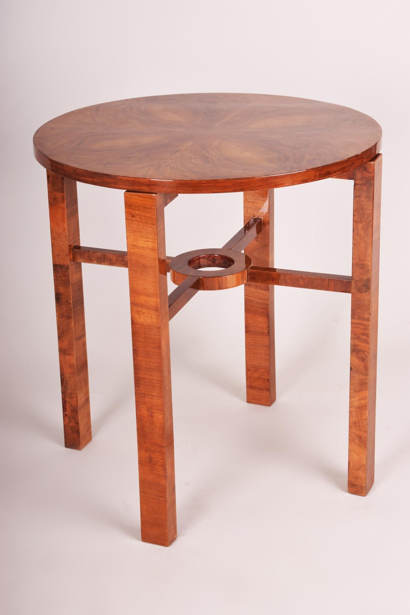 Small German Art Deco Table, 1930s, Walnut, Fully Restored For Sale at  1stDibs