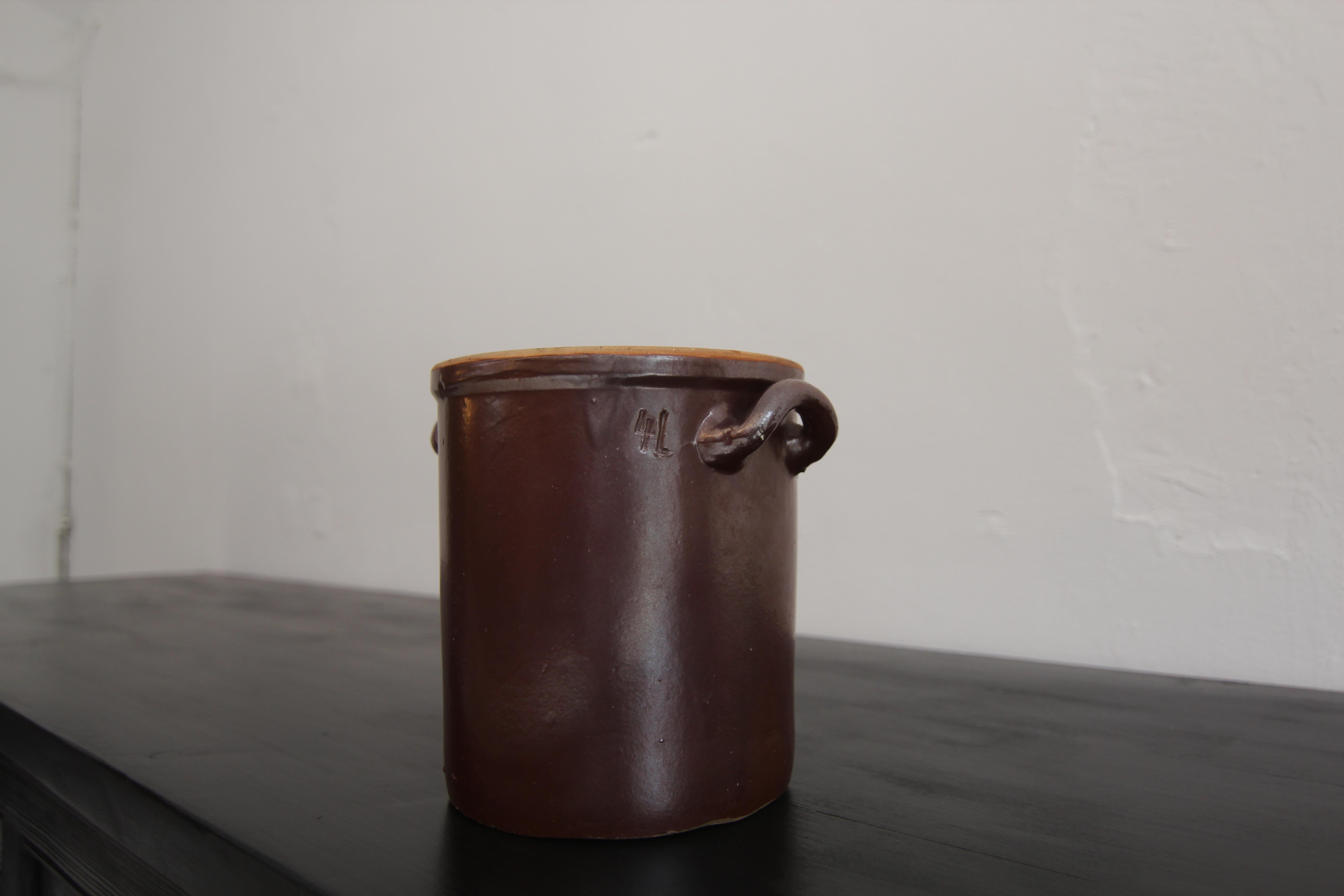 XX secolo Piccolo vaso tedesco in gres marrone in vendita