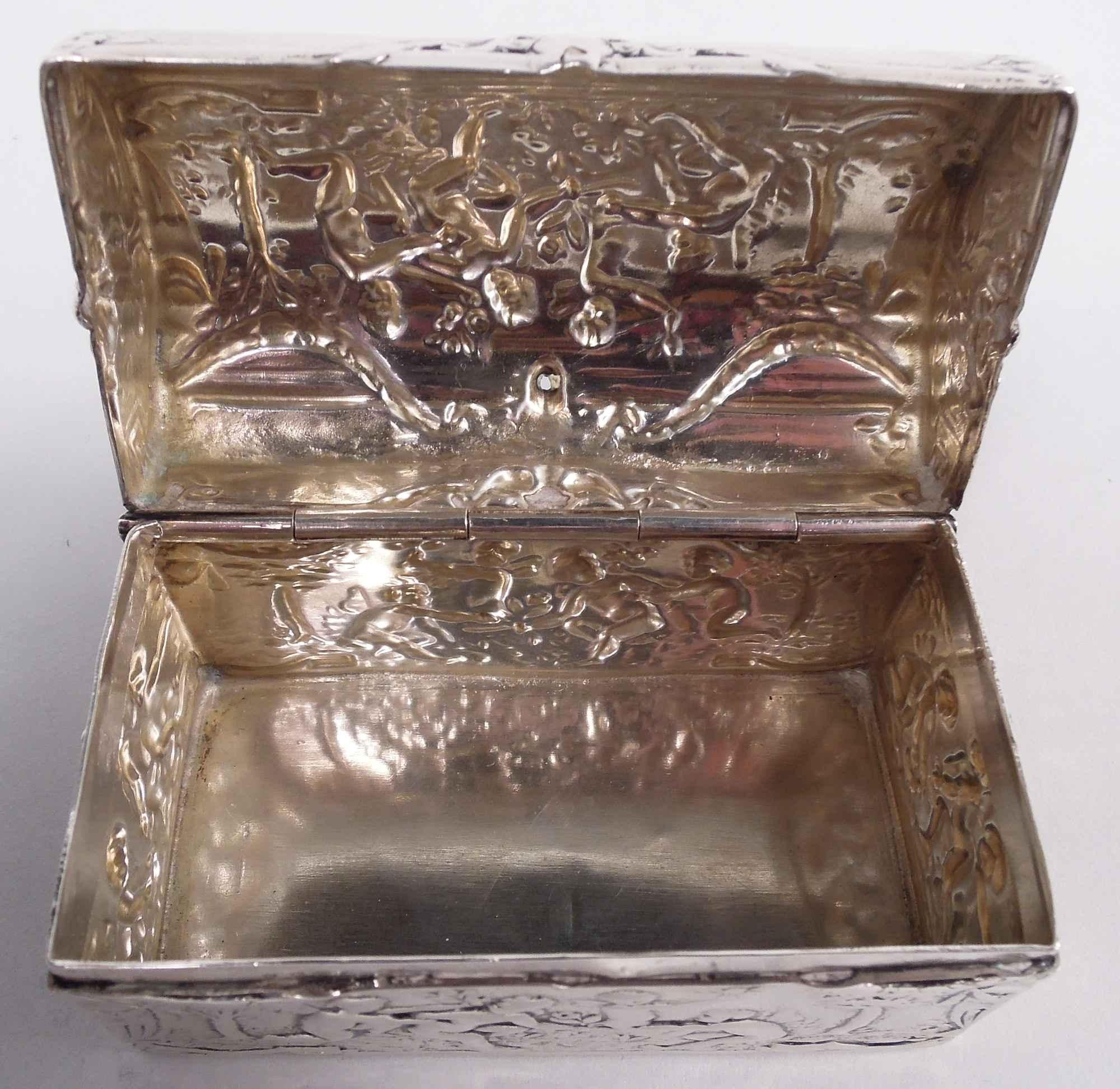 20th Century German Hanau Rococo Silver Casket Snuffbox For Sale