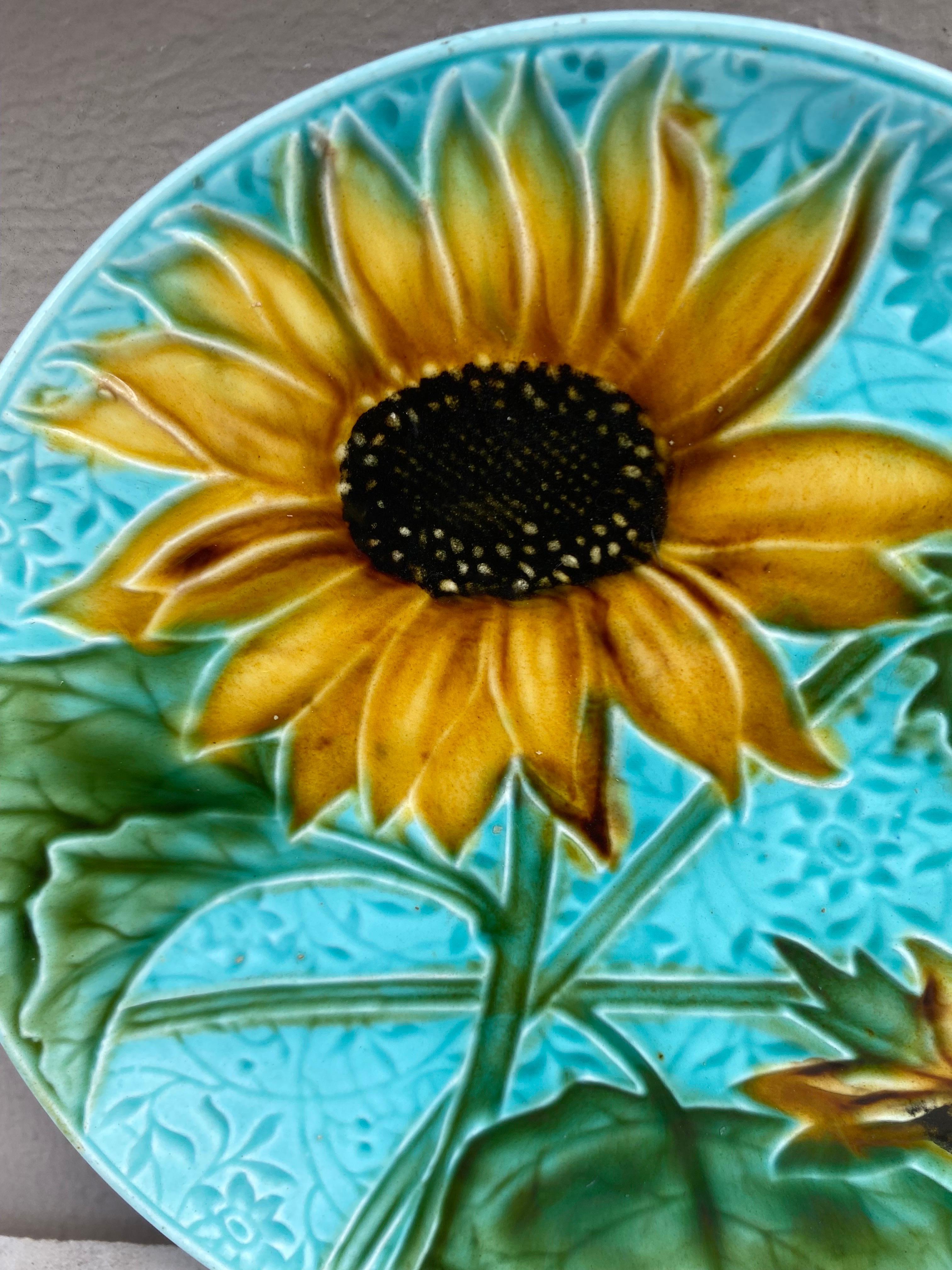 Small German Majolica Sunflower Plate Circa 1900 1