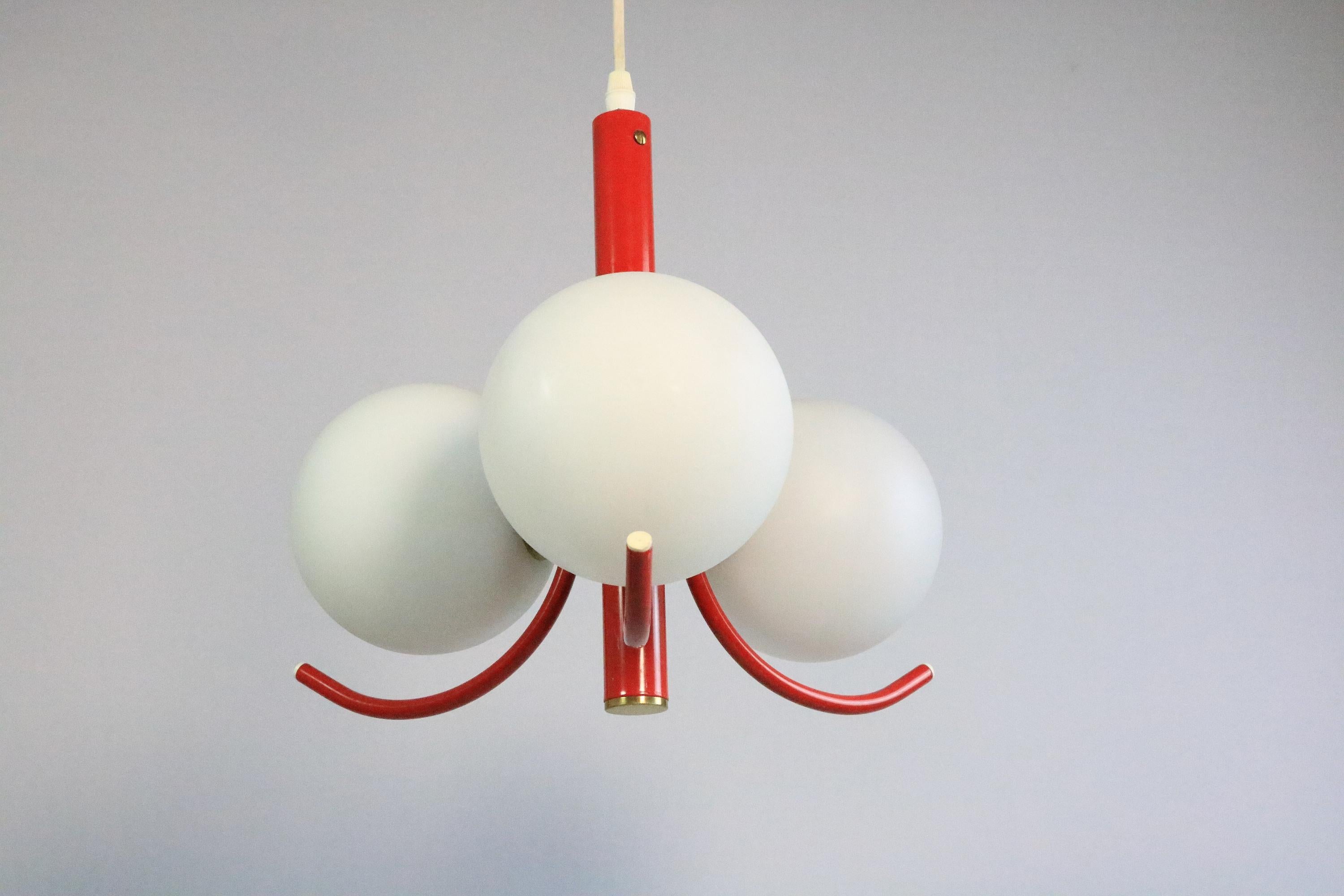 Small German Sputnik Chandelier, White / Red, Original 1970s 2