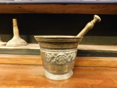 Small gilded bronze mortar and pestle, Italy