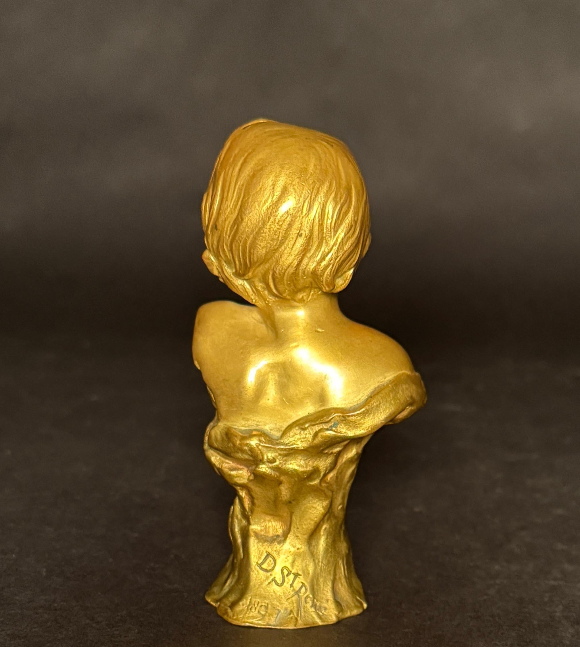 Art nouveau Petit buste en bronze doré de René de Saint-Marceaux en vente