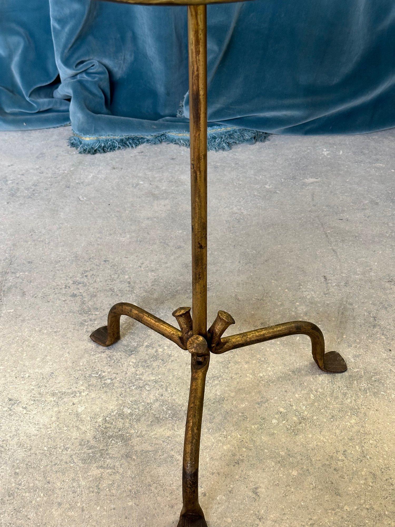 Small Gilt Iron Drinks Table on a Curved Tripod Base For Sale 4