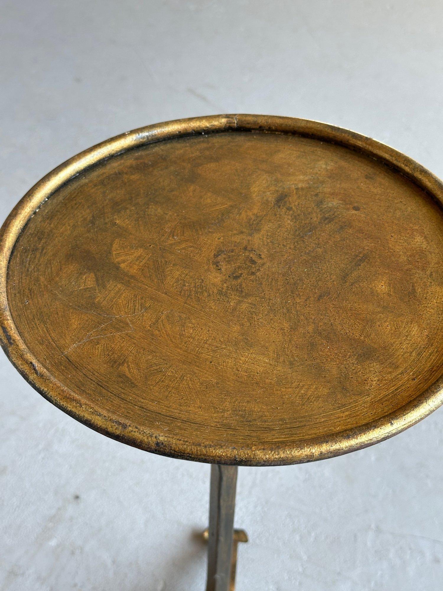 Small Gilt Iron Drinks Table on a Four Footed Base For Sale 5