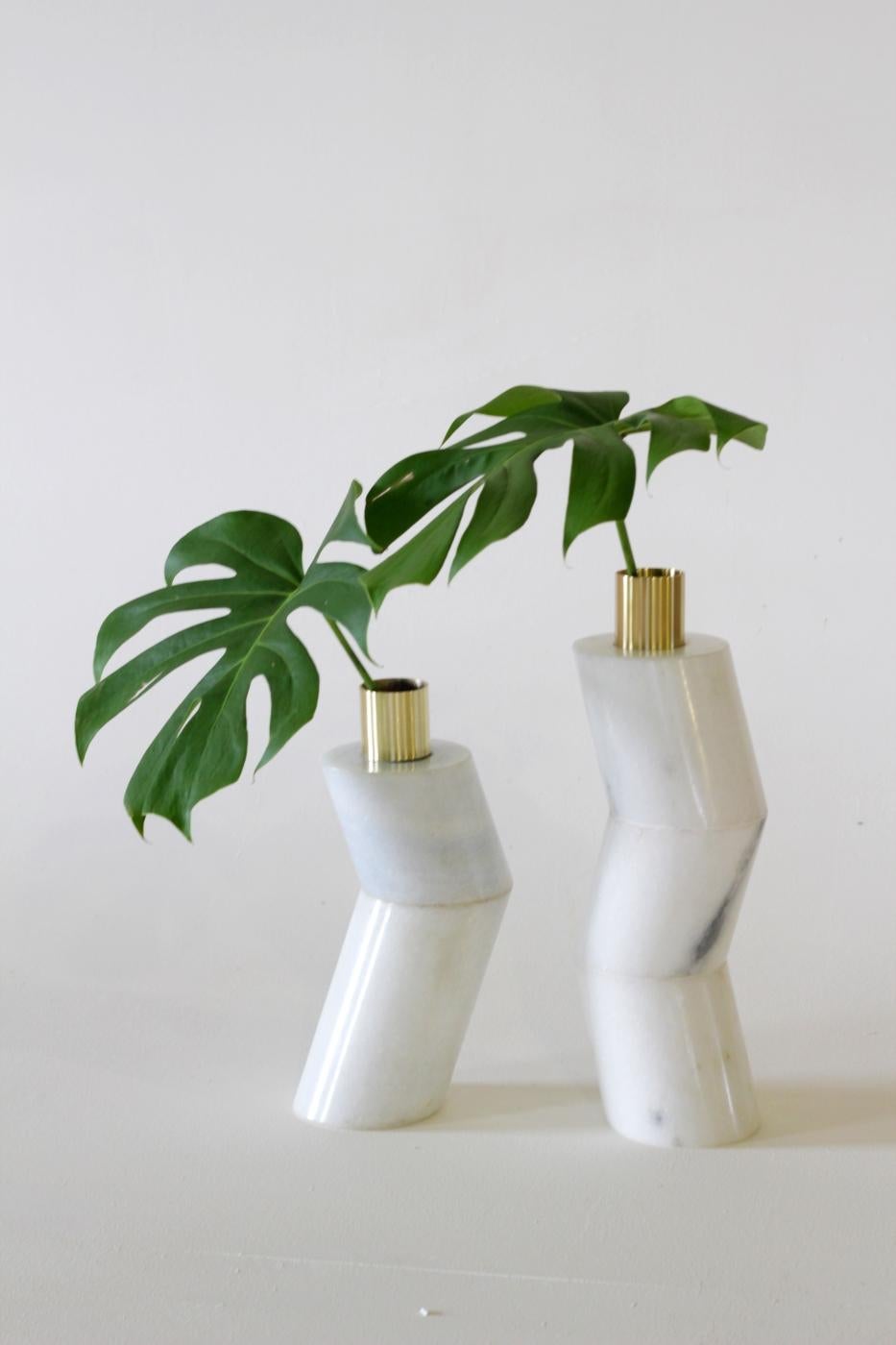Minimalist handmade minimalist marble vase with brass details ,   by Gustavo Dias For Sale