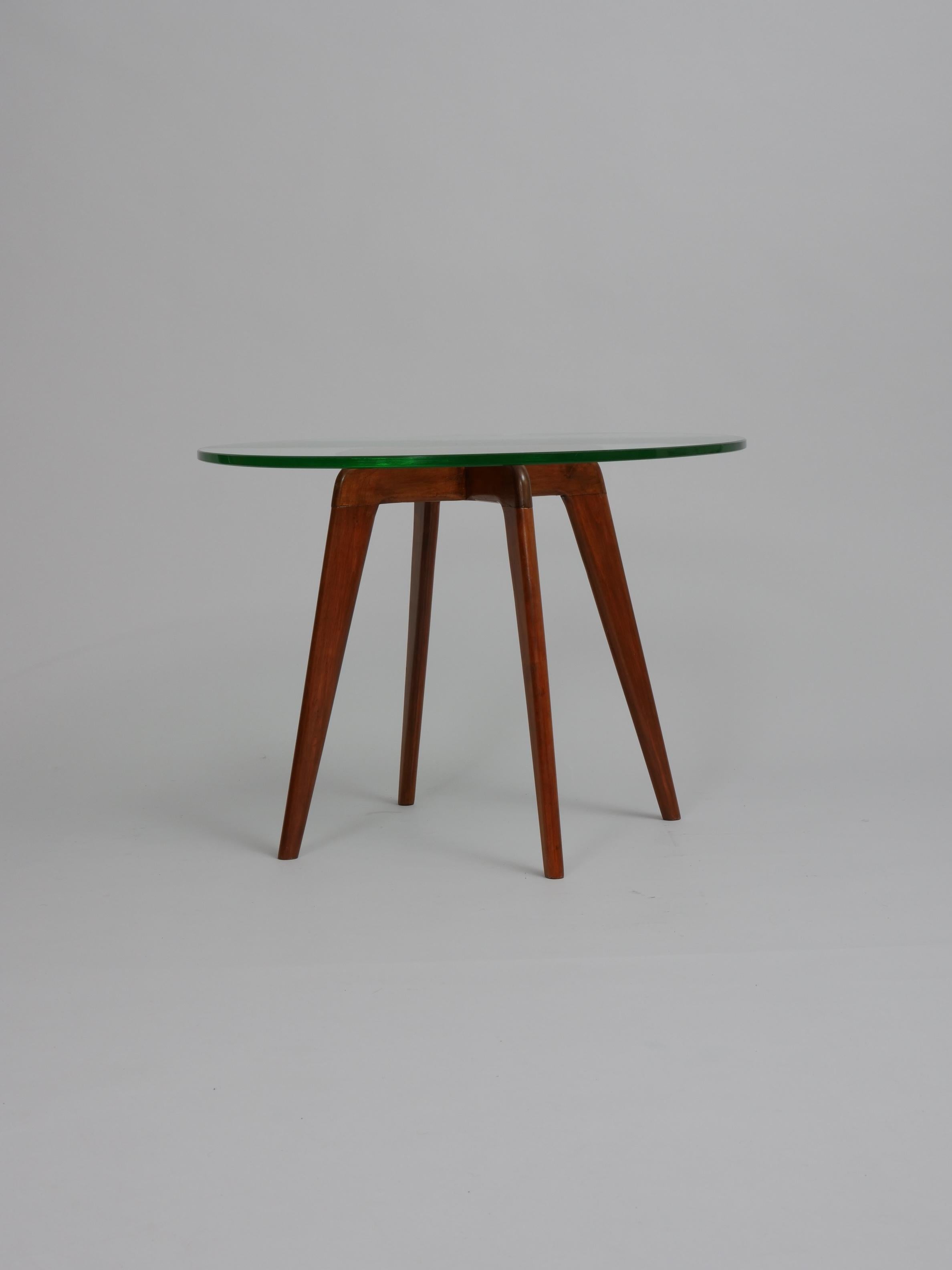 Italian Small Gio Ponti style side table For Sale