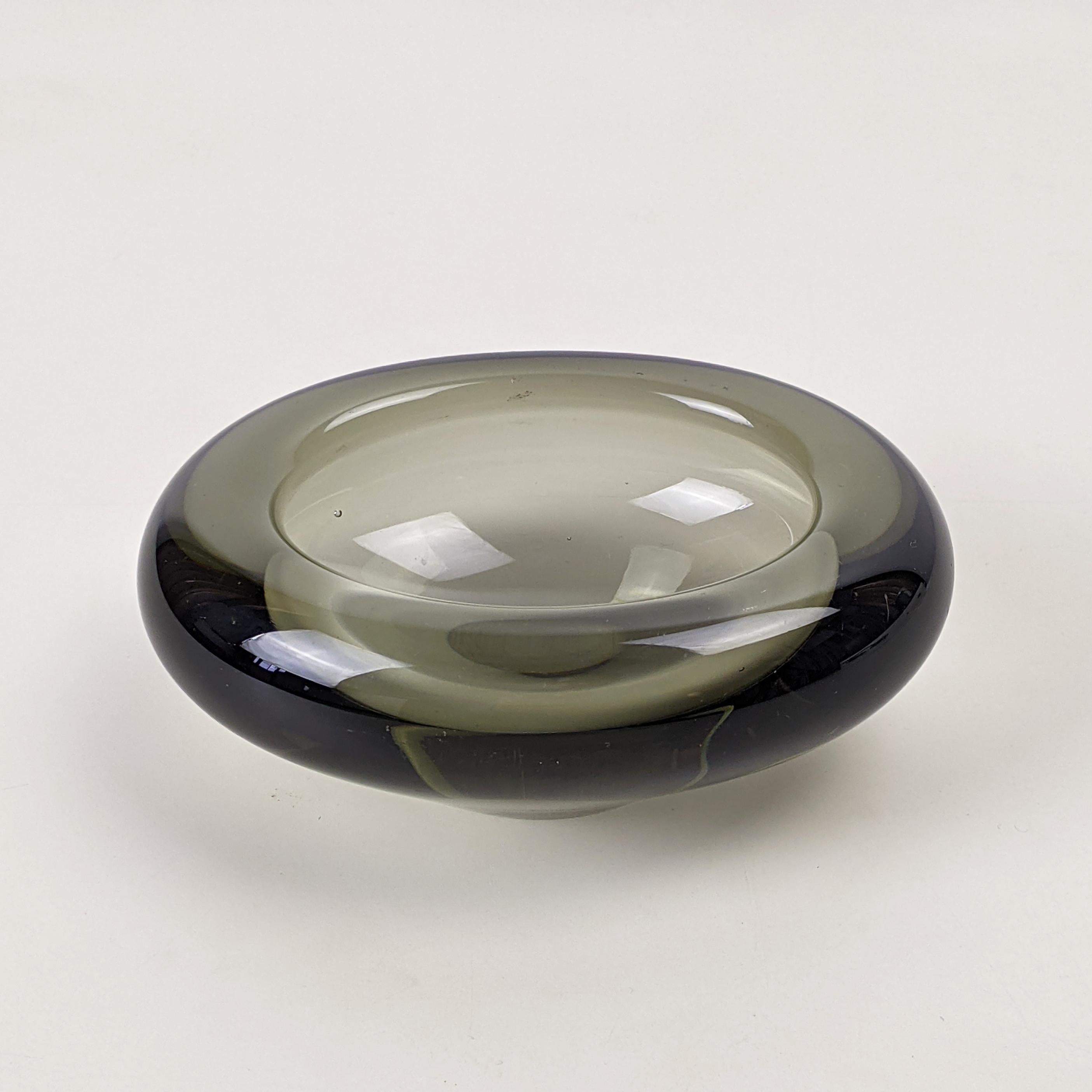 Small Glass Bowl by Per Lütken for Holmegaard, C. 1960 For Sale at 1stDibs