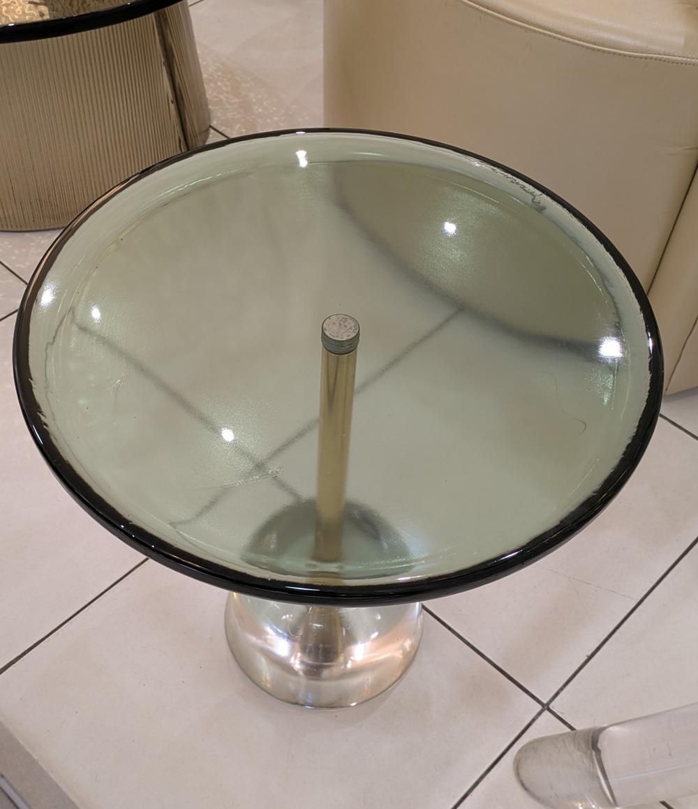 XXIe siècle et contemporain Petit guéridon en verre en vente