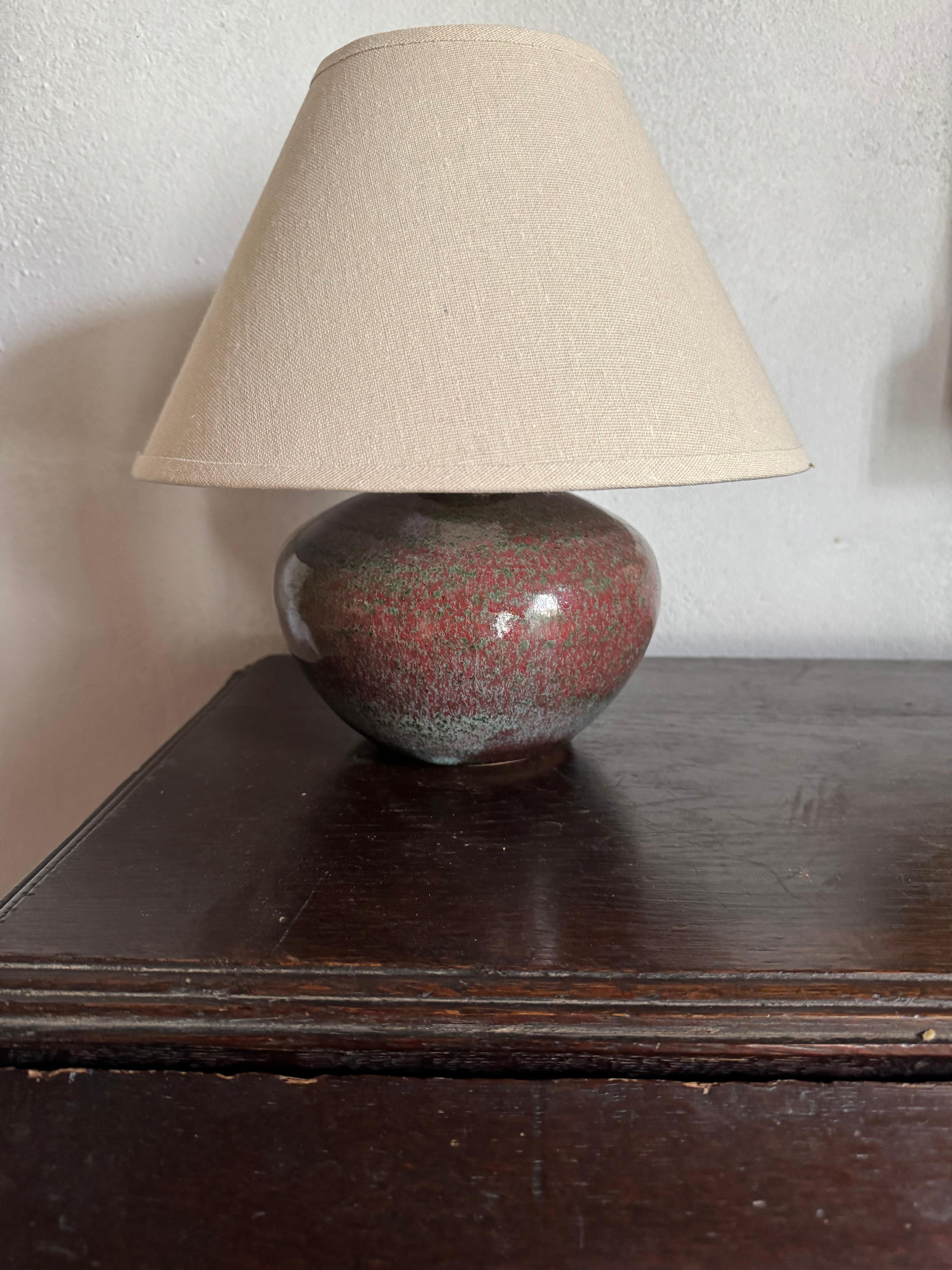 Mid-Century Modern Small glazed ceramic table lamp For Sale