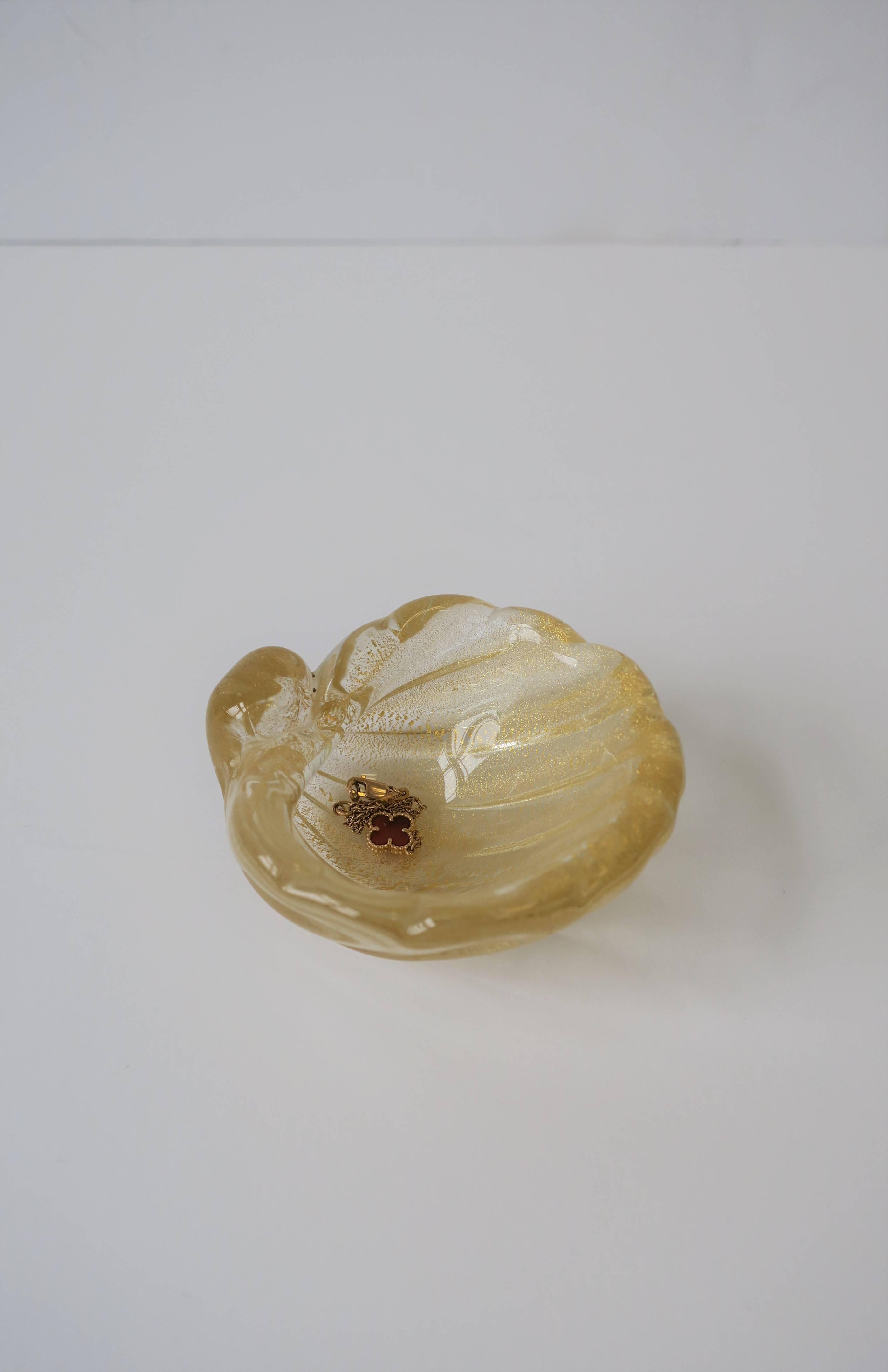 Modern Italian Murano Gold Art Glass Seashell Form Bowl Jewelry Dish