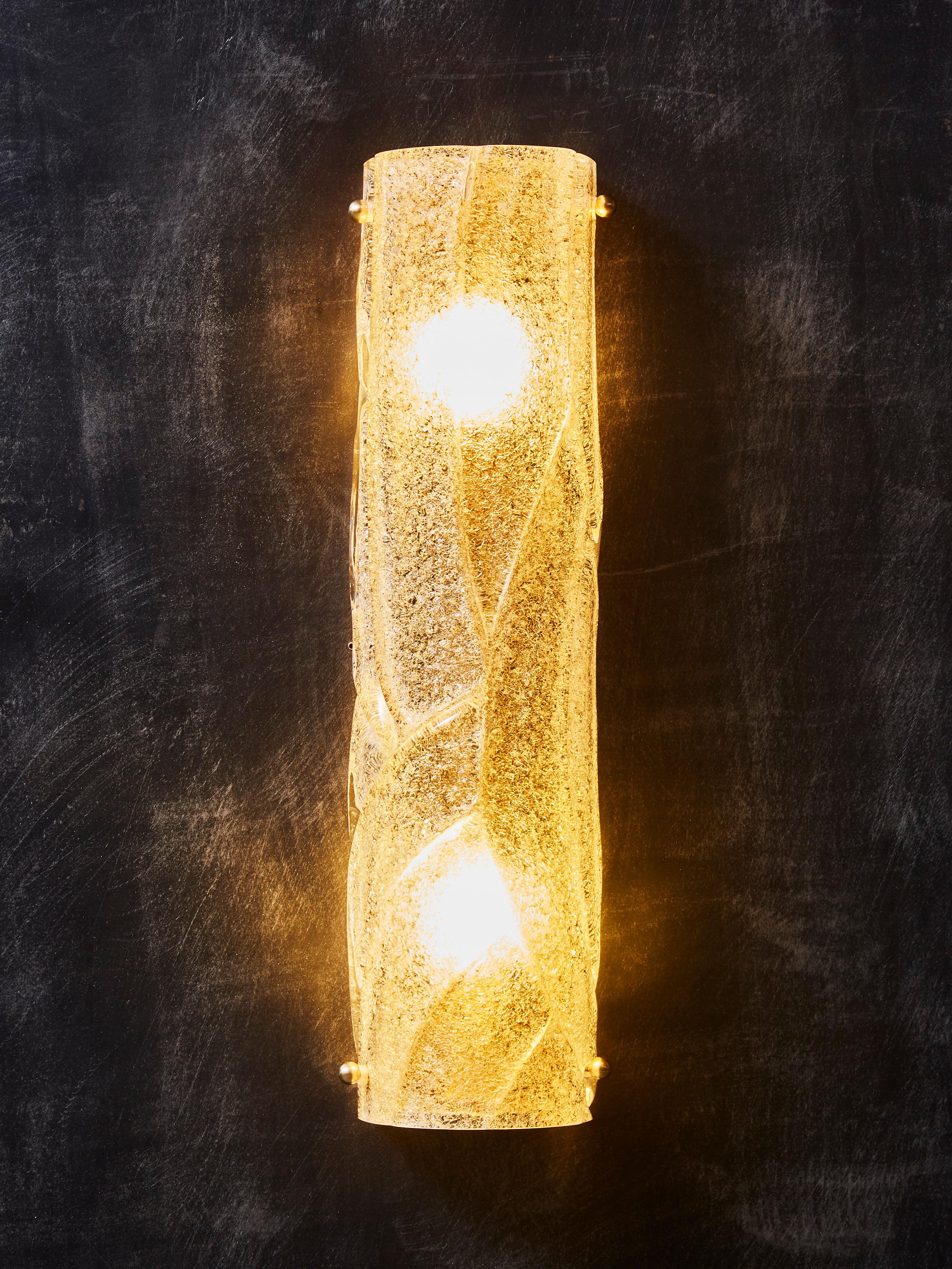 Small Gold Speckled Murano Glass Wall Sconces In New Condition For Sale In Saint-Ouen, IDF