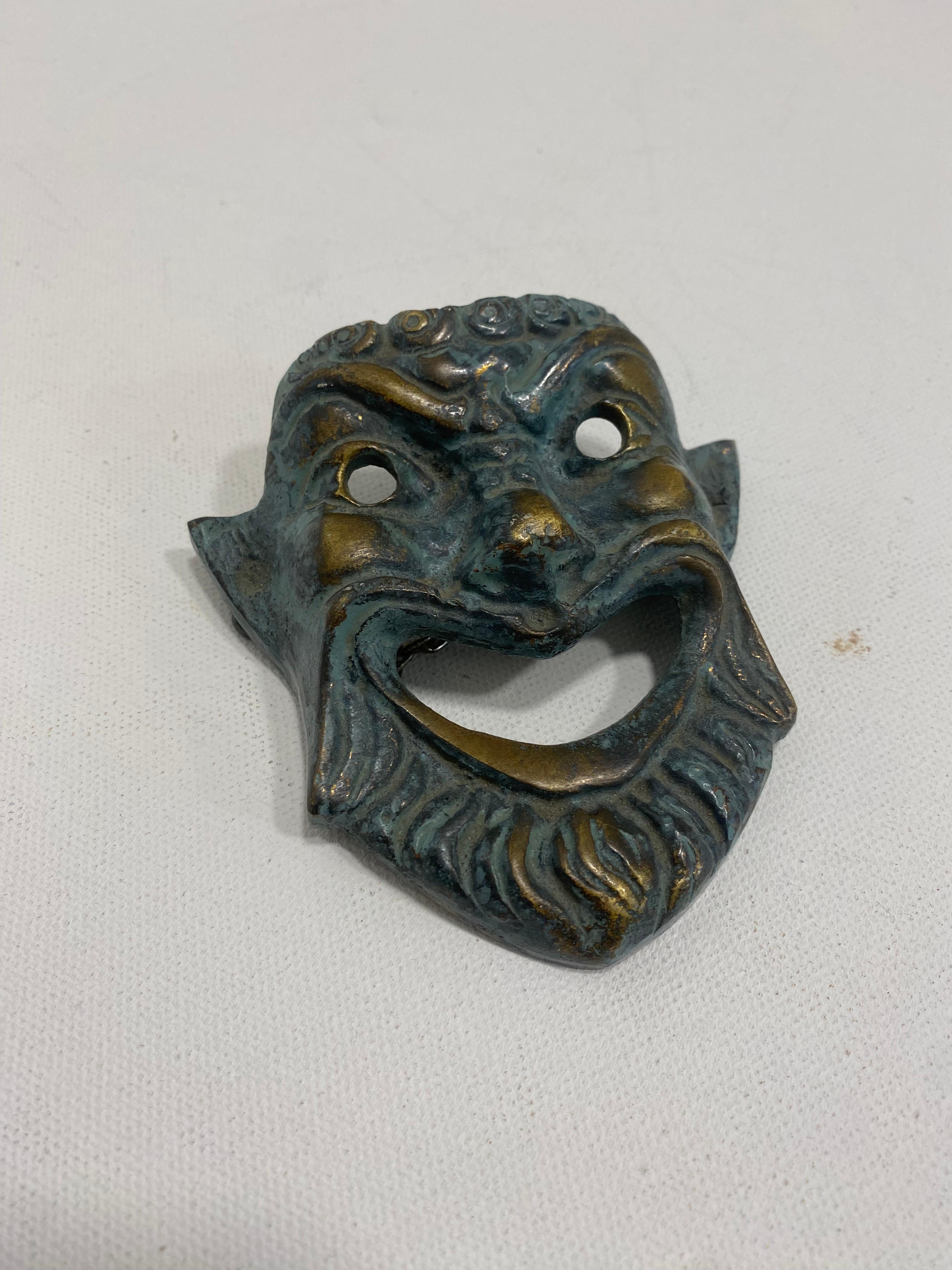 Kleine griechische Bronze Messing Theater Maske Wand hängen dekorative 1970er Vintage Art im Angebot 2
