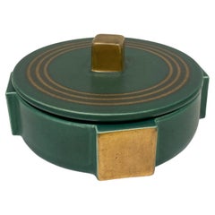 Kleine grüne und goldene Emaille-Keramikschachtel, Villeroy et Boch, 1930