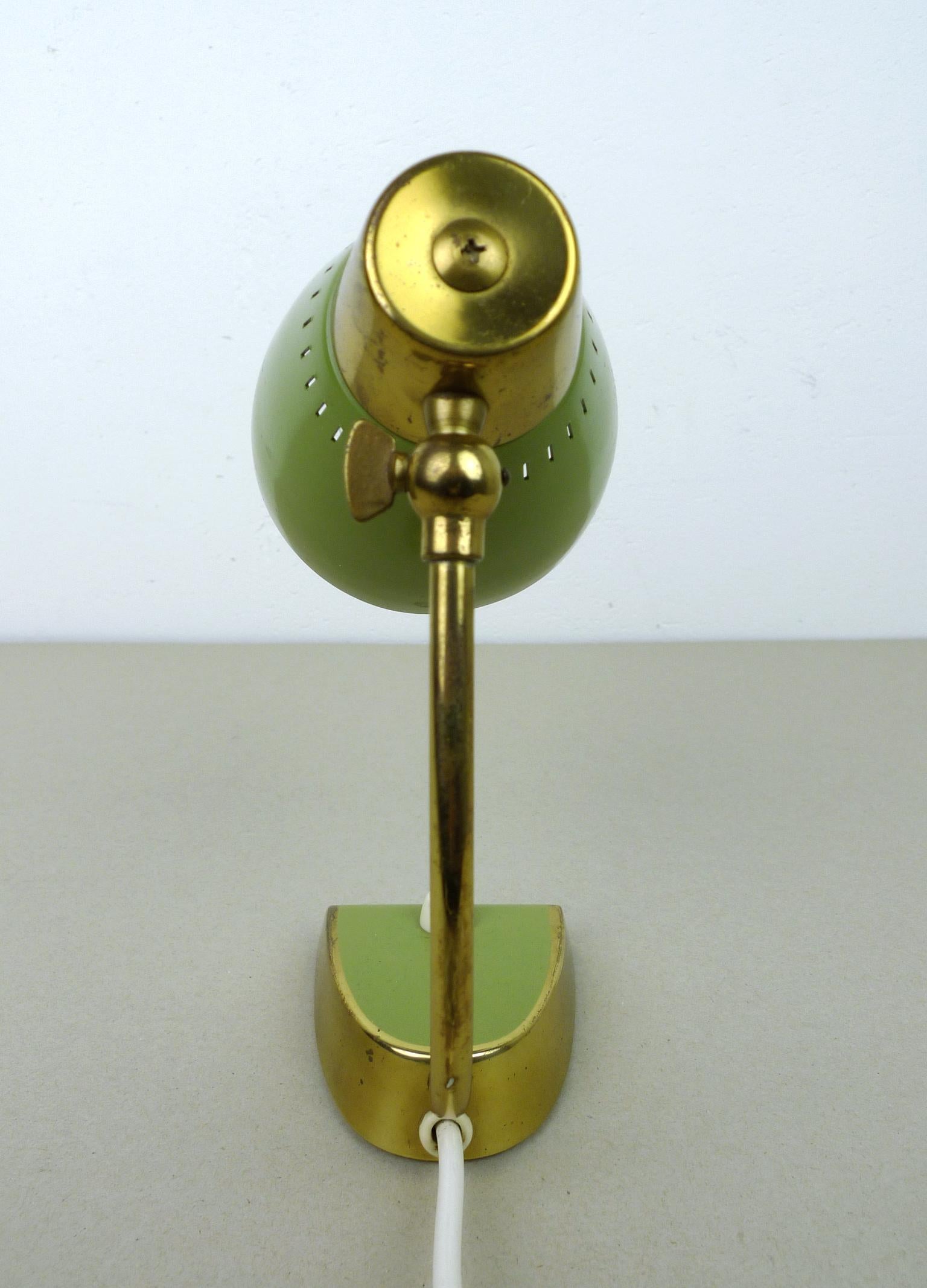 Small Green Bedside Table Lamp, Germany, 1950s In Good Condition In Berlin, DE