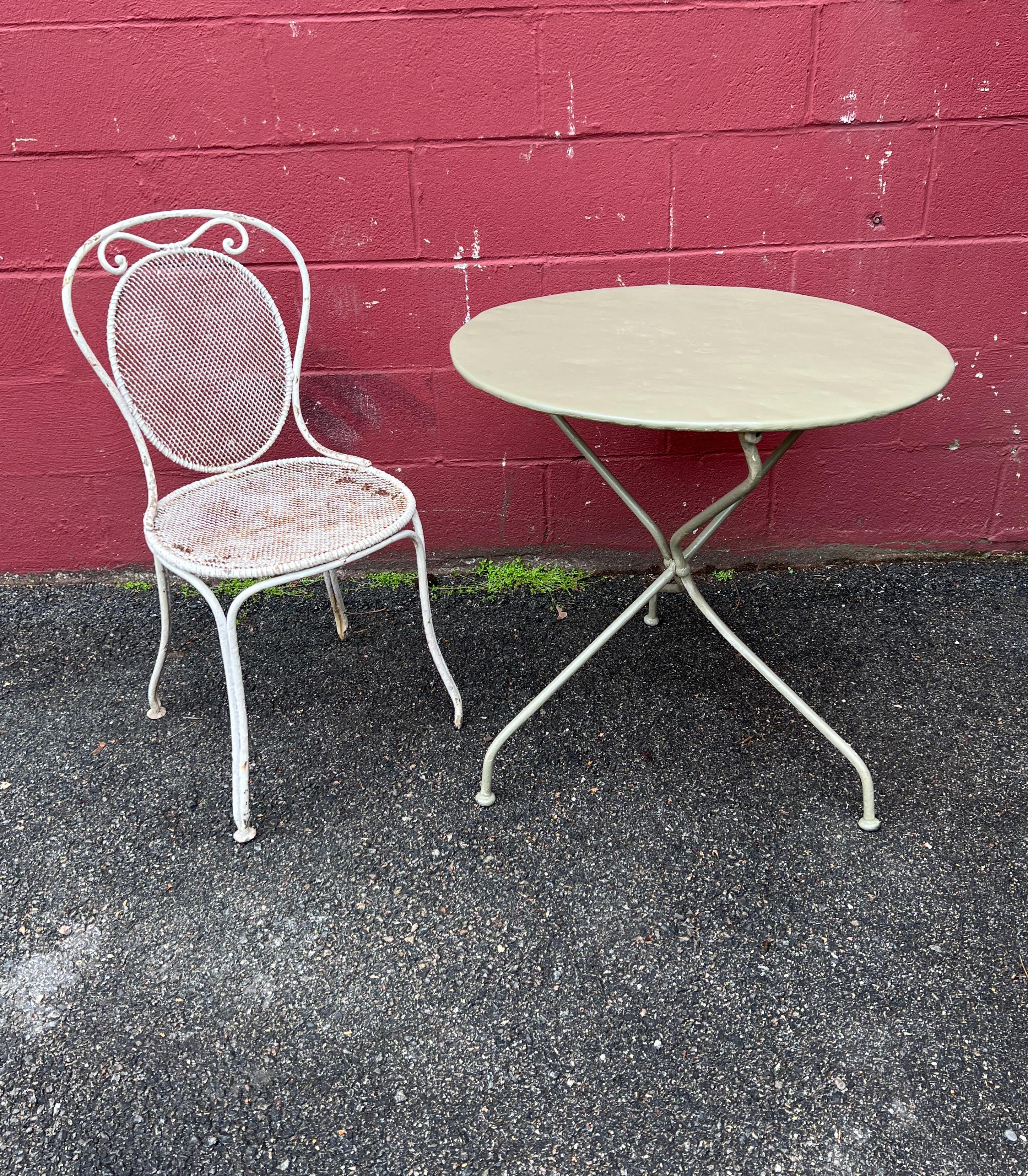 green marble bistro table