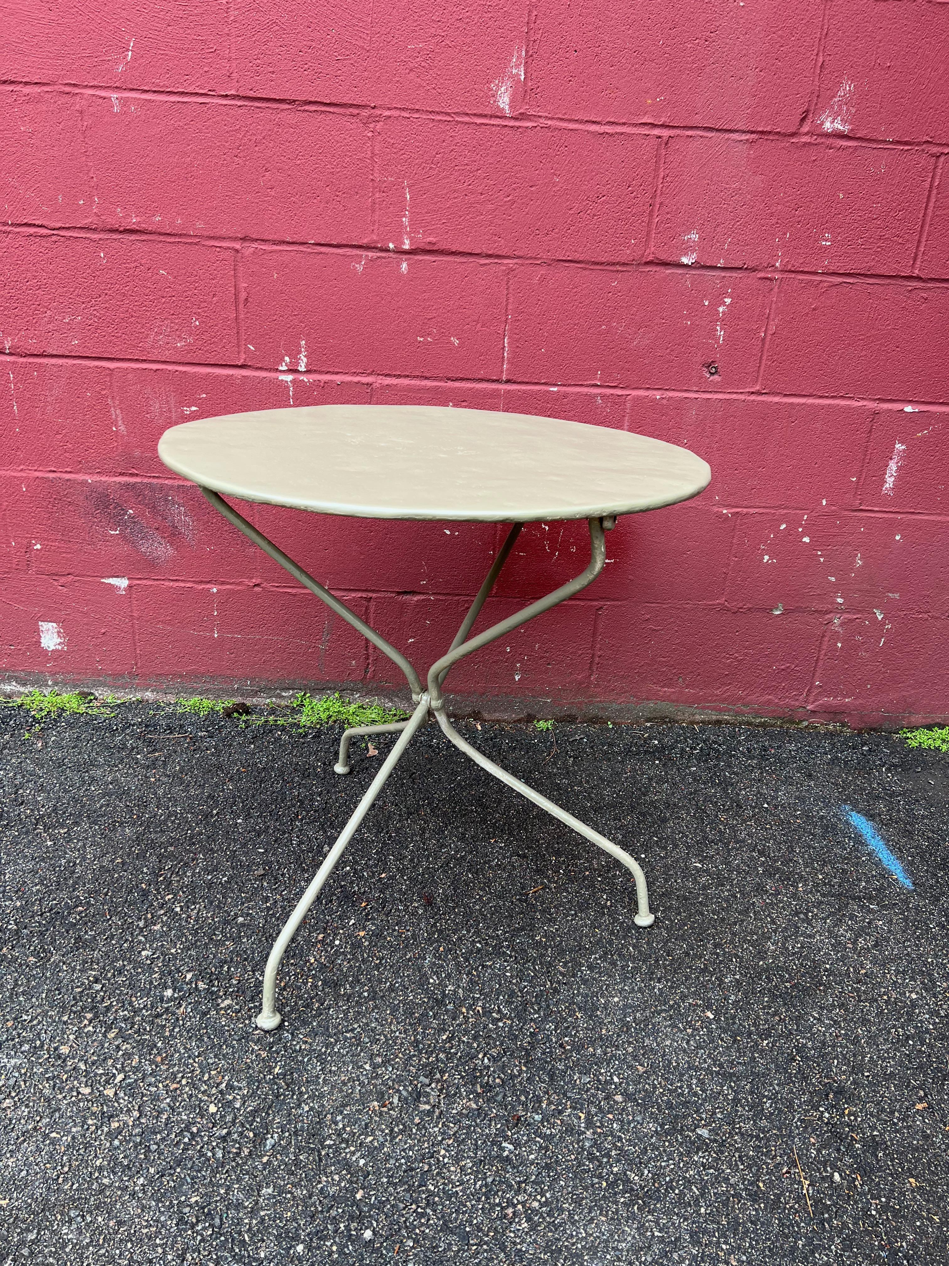 Mid-Century Modern Small Green Painted Folding French Bistro Table For Sale