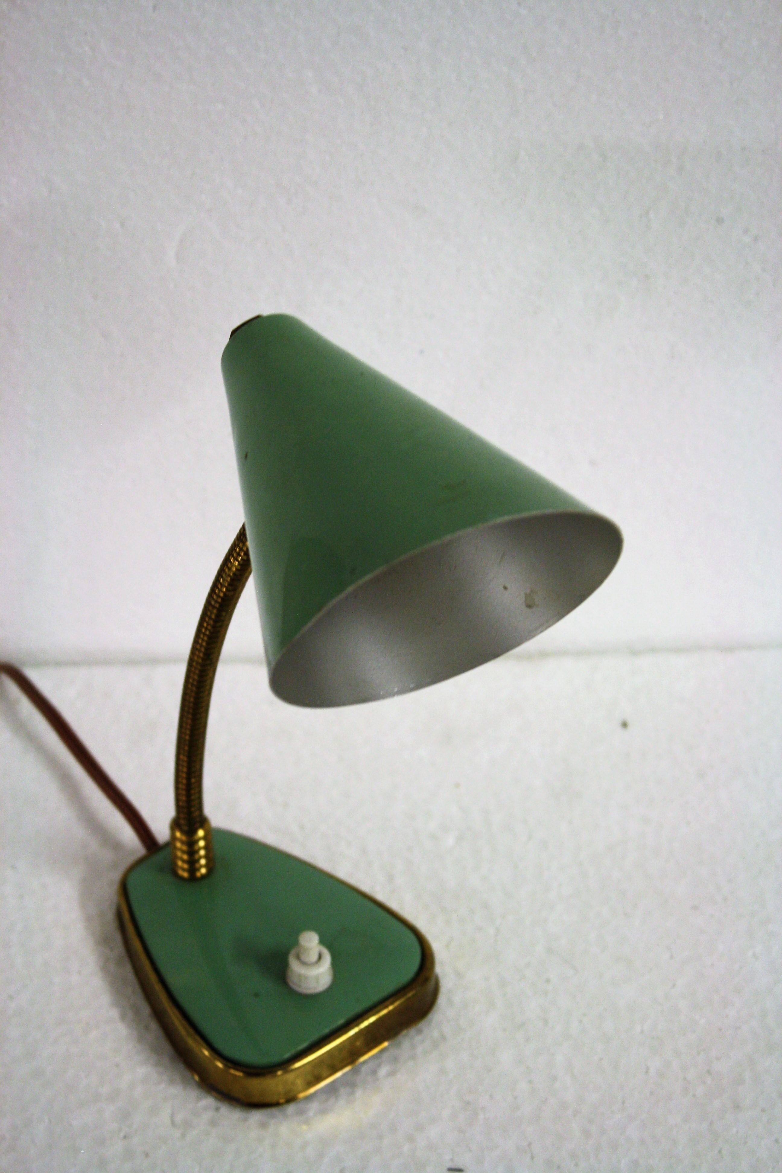 Mid-20th Century Small Green Vintage Desk Lamp Made in Italy, 1950s