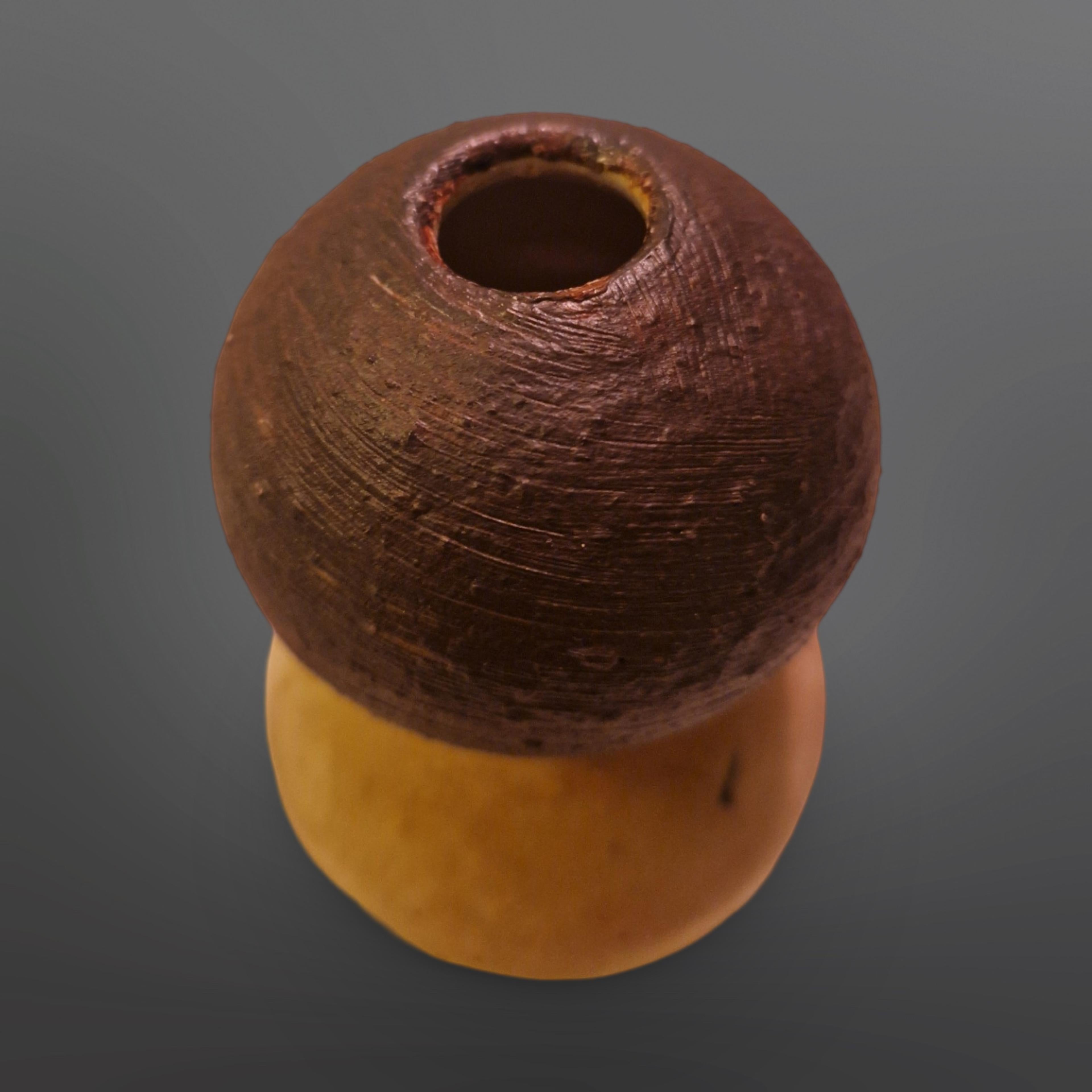 Hand-Crafted Small hand crafted vase by Mobach, Netherlands 1960s For Sale
