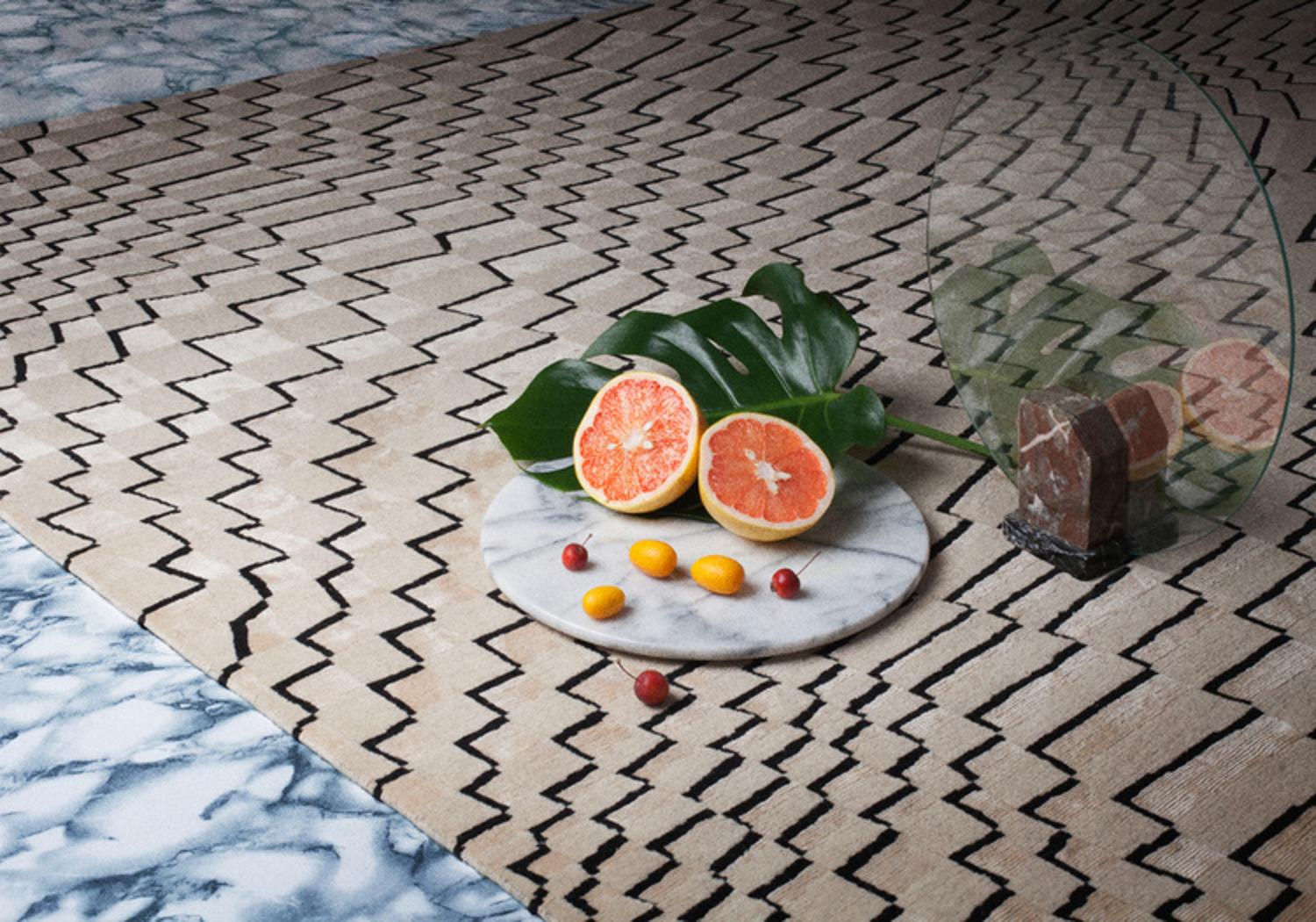Moderne Petit tapis Onda noué à la main de Florian Pretet et Lisa Mukhia Pretet en vente