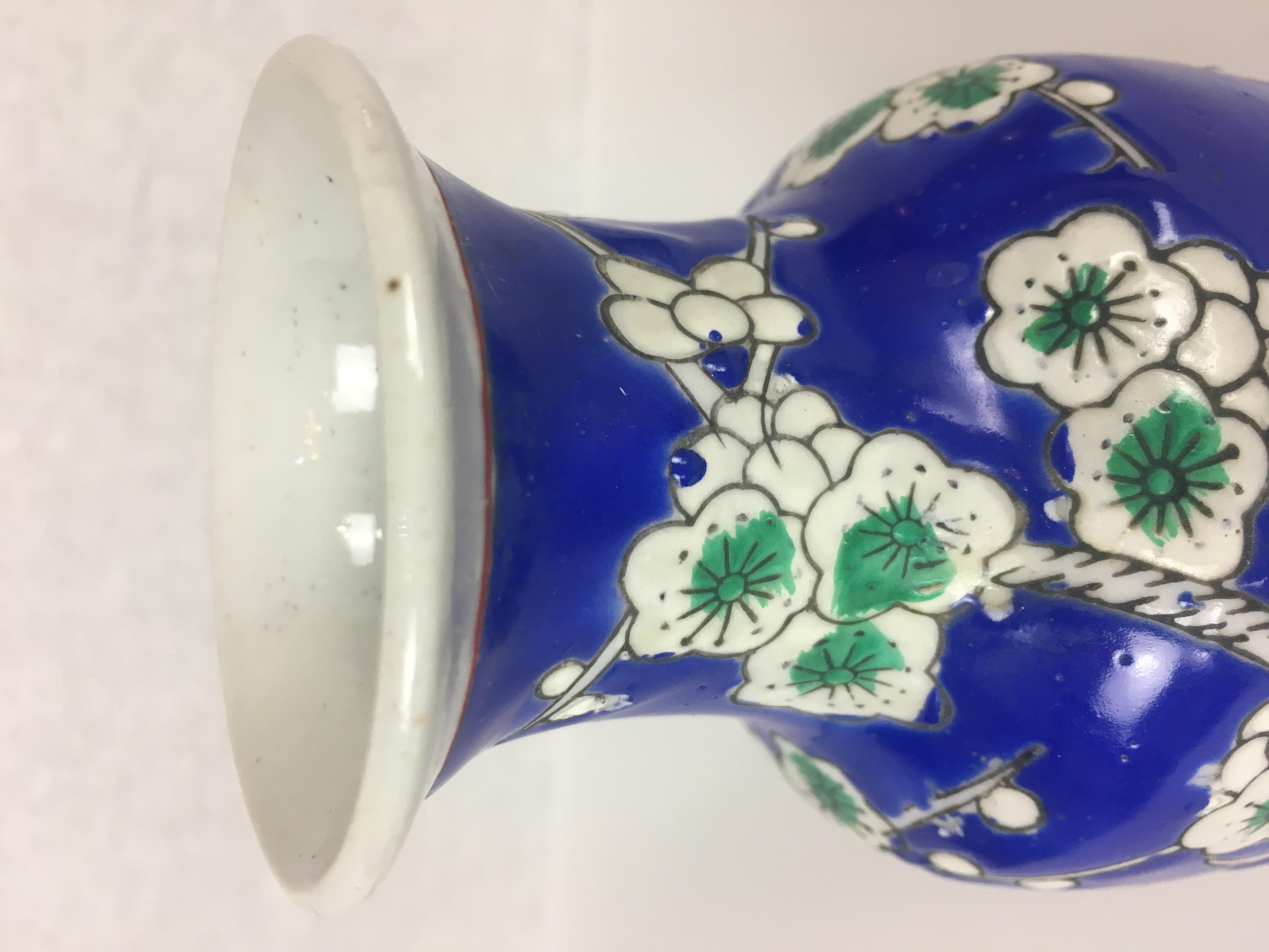 chinoiserie vase painting