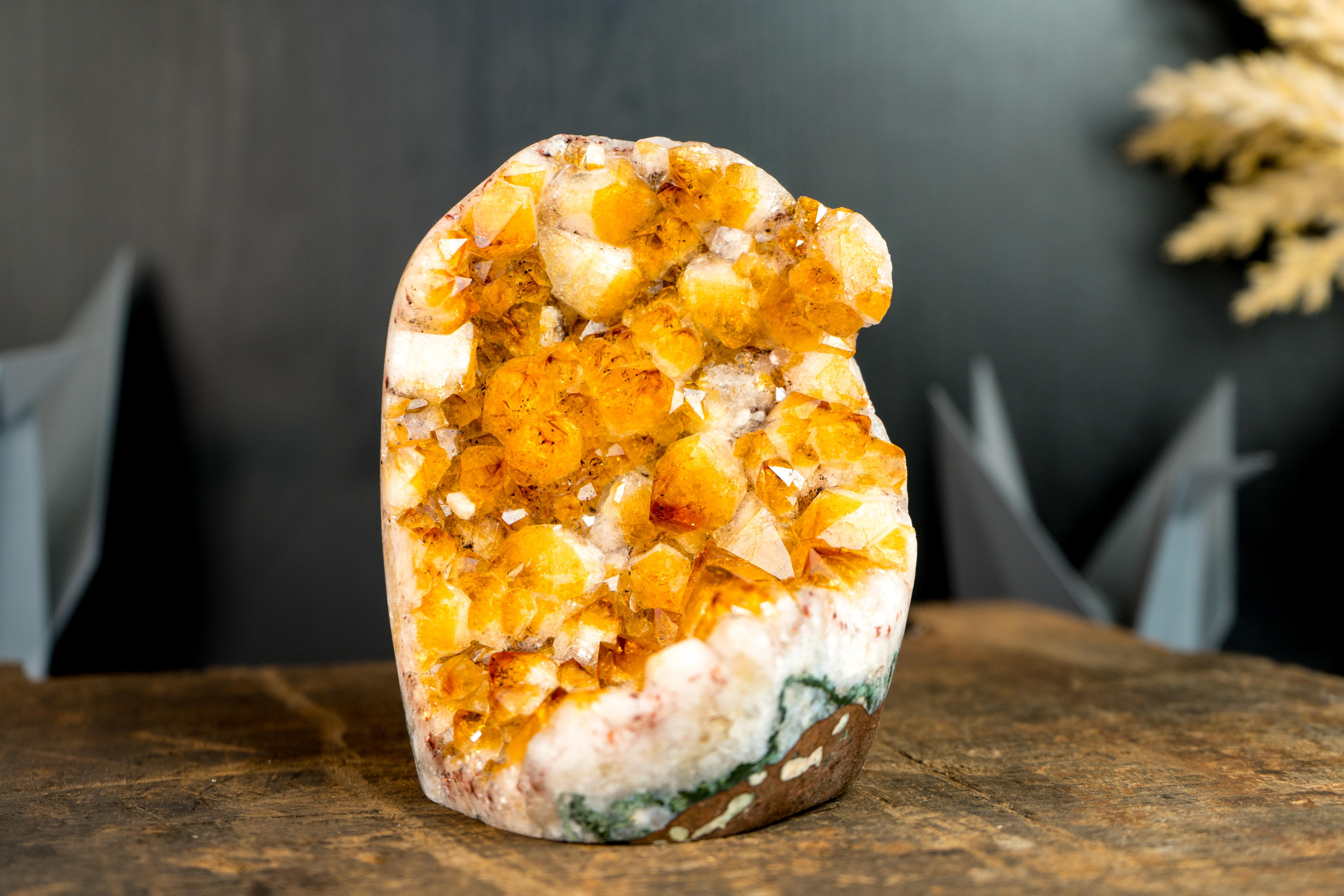 Petite grappe de citrine de haute qualité avec formations de fleurs et druzy de citrine orange en vente 1