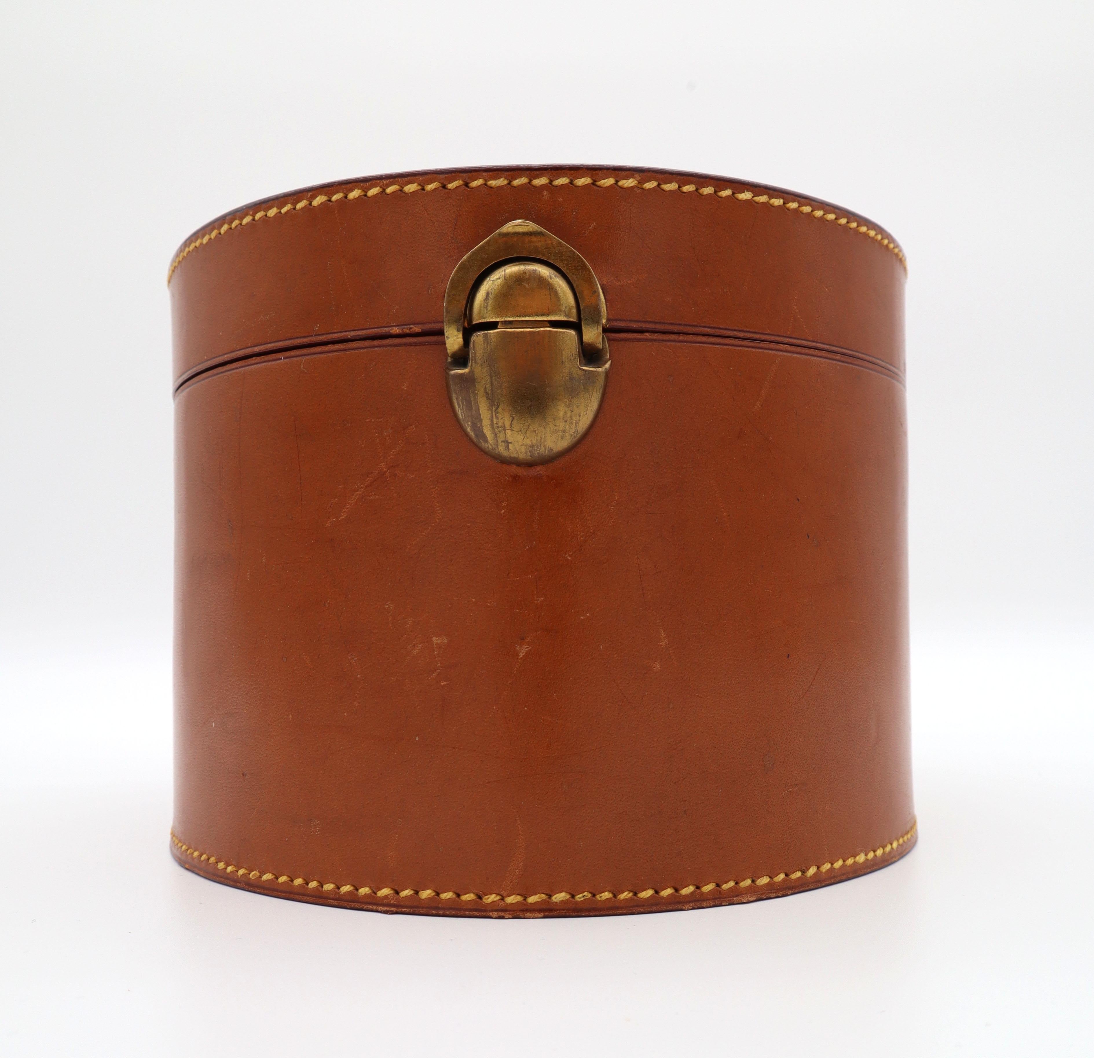 Art Nouveau Small Hofmann Leather Hat or Silk-Scarf Box