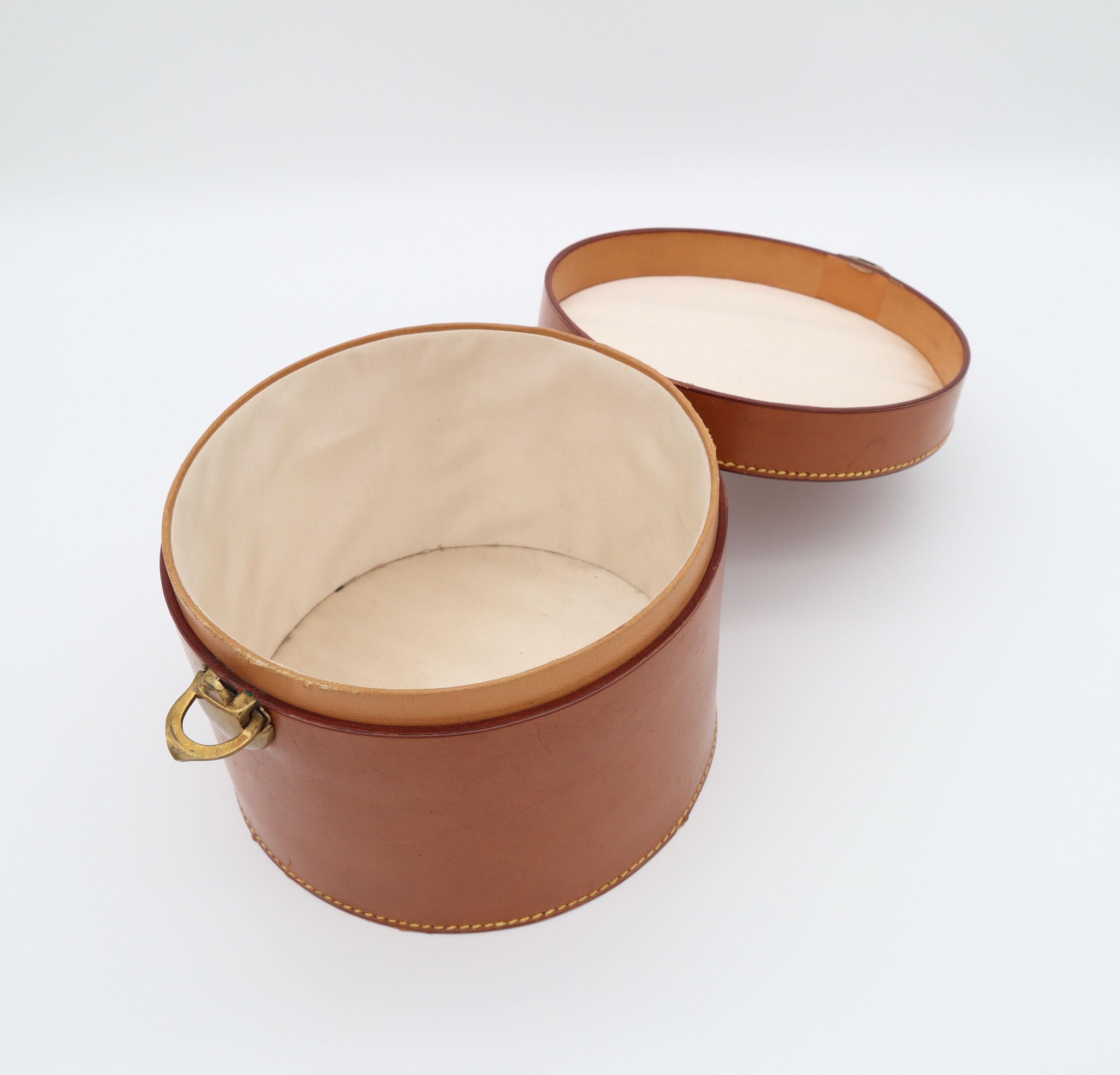 Czech Small Hofmann Leather Hat or Silk-Scarf Box
